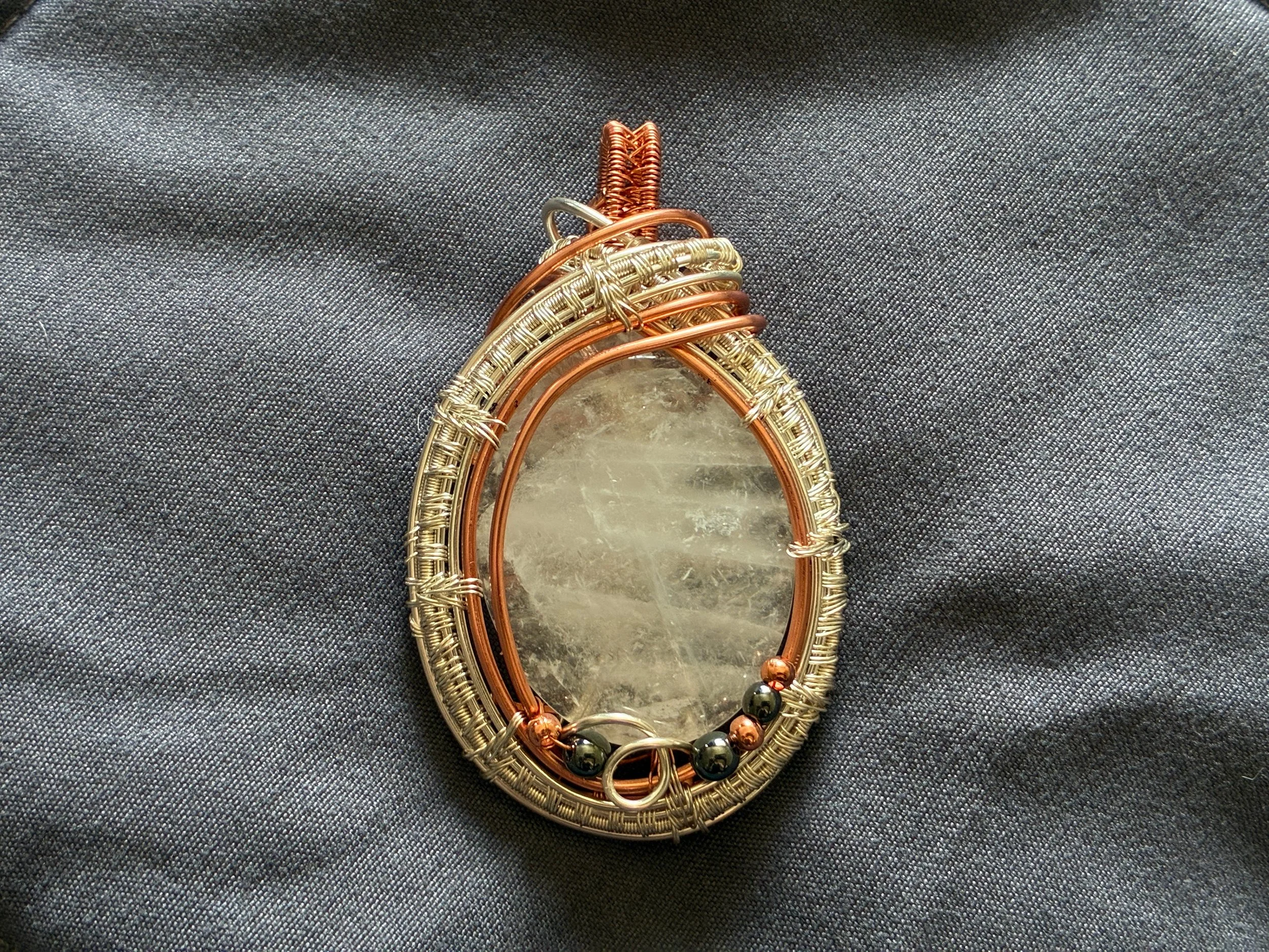 Quartz, bare copper, silver-filled wire 2.jpg