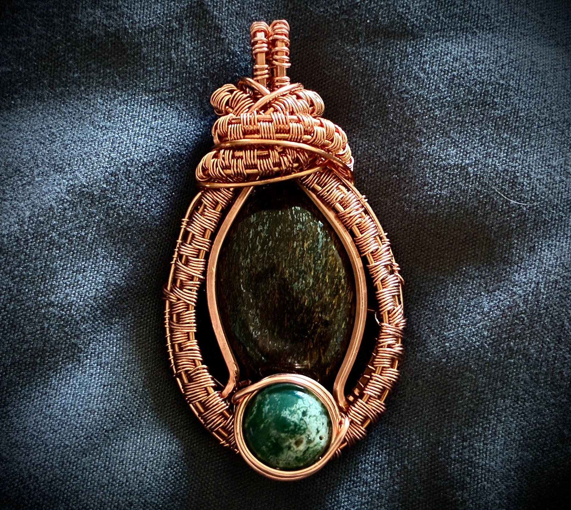 Bronzite, sperpentine accent, copper 1.jpg