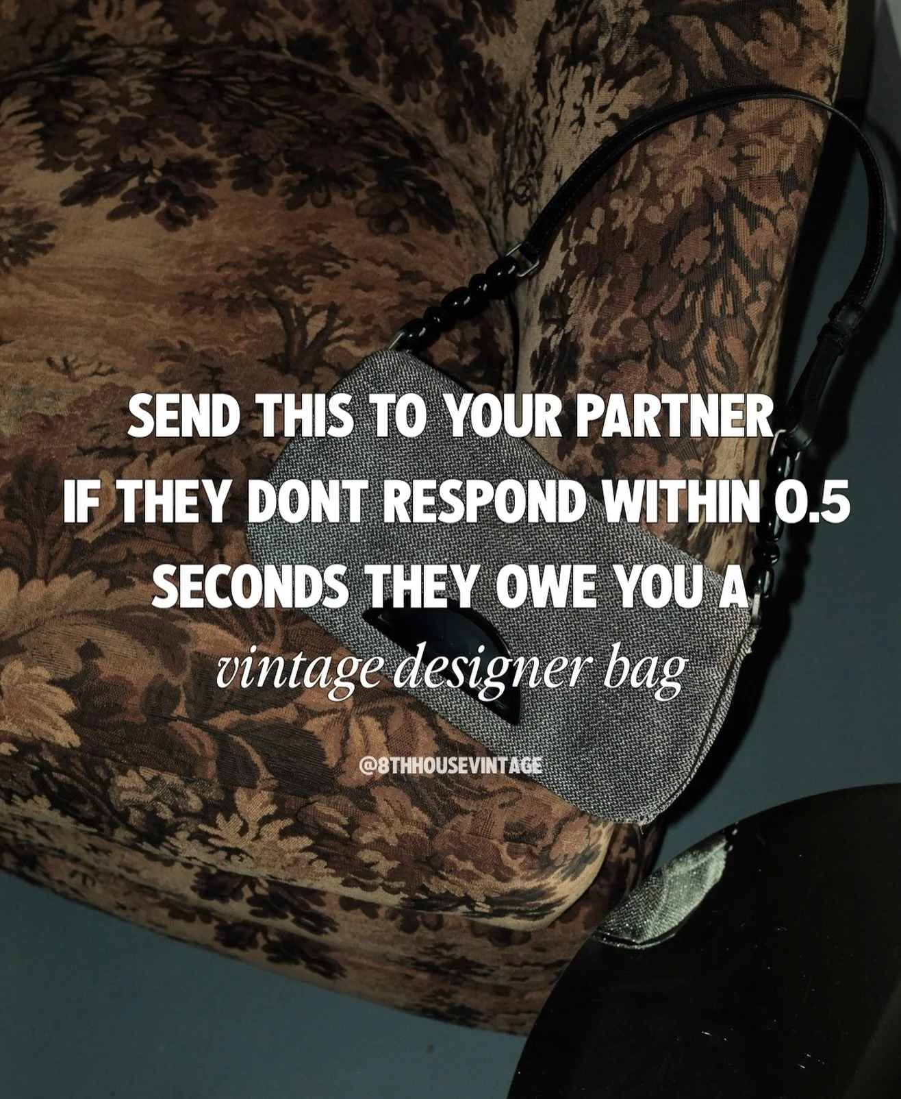 Vintage bags hallelujahhhh (sorry partners I don&rsquo;t make the rules???) 🤪 #vintagebag #vintagedesigner #designerbag #y2k #purse