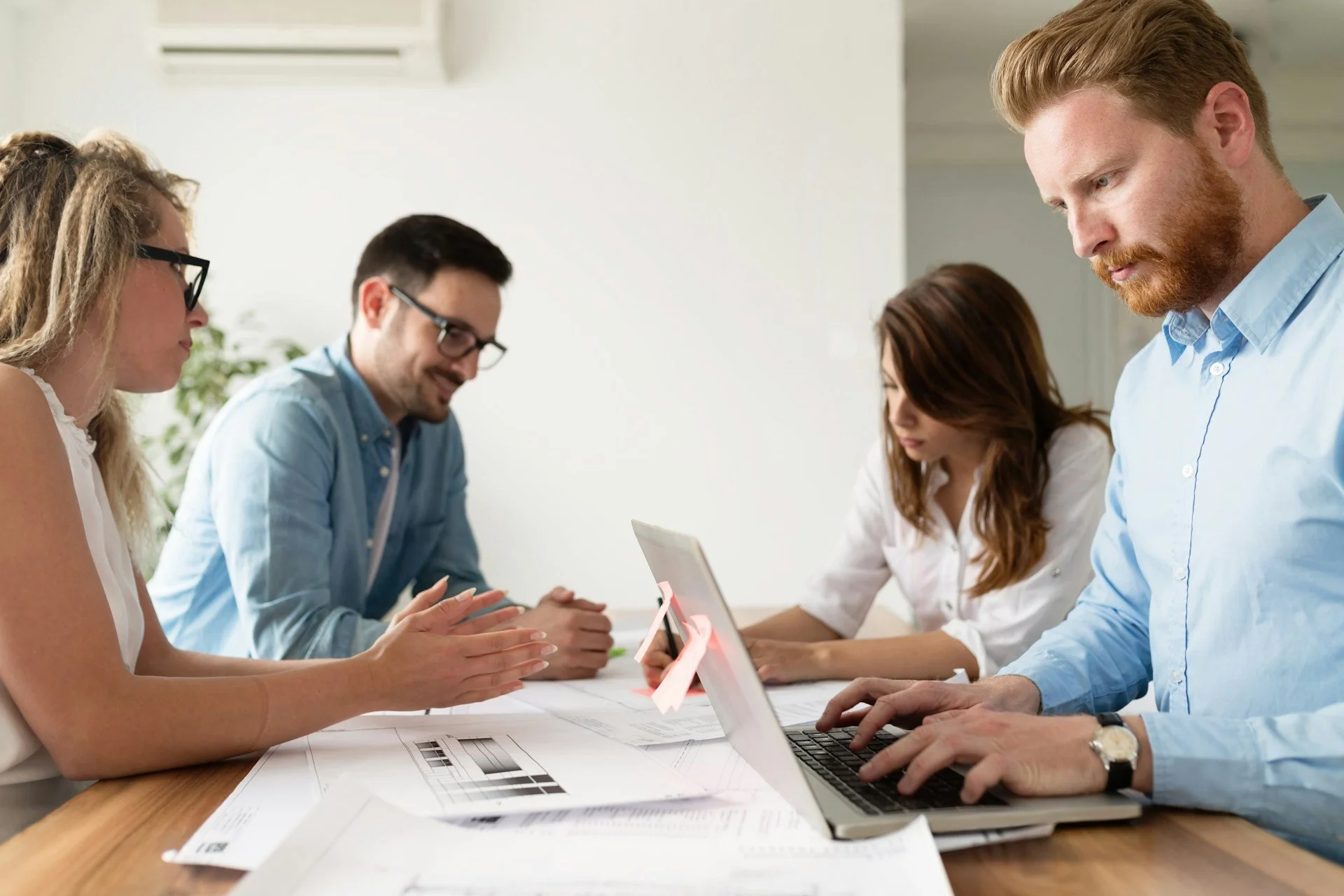Why Automated Experiment Builder Software Suits Lab Needs