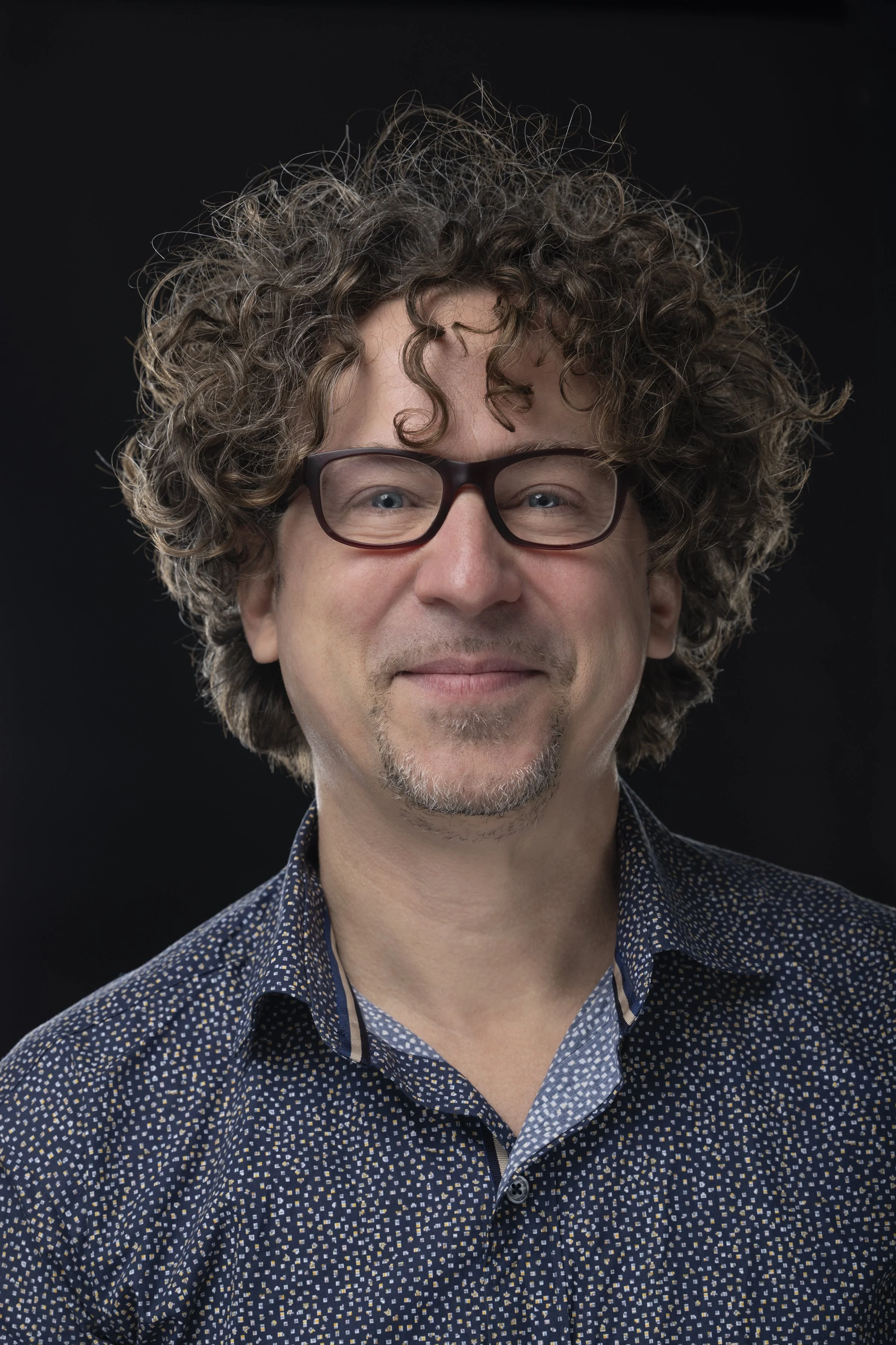 OLIVER JOHNSON
  
CREATIVE DIRECTOR / CO-FOUNDER

  
Oliver’s work has reached millions worldwide through composing, music, and creative direction across over 150 commercials + TV series.  
 Bridging creative and business leadership, he is a driving 