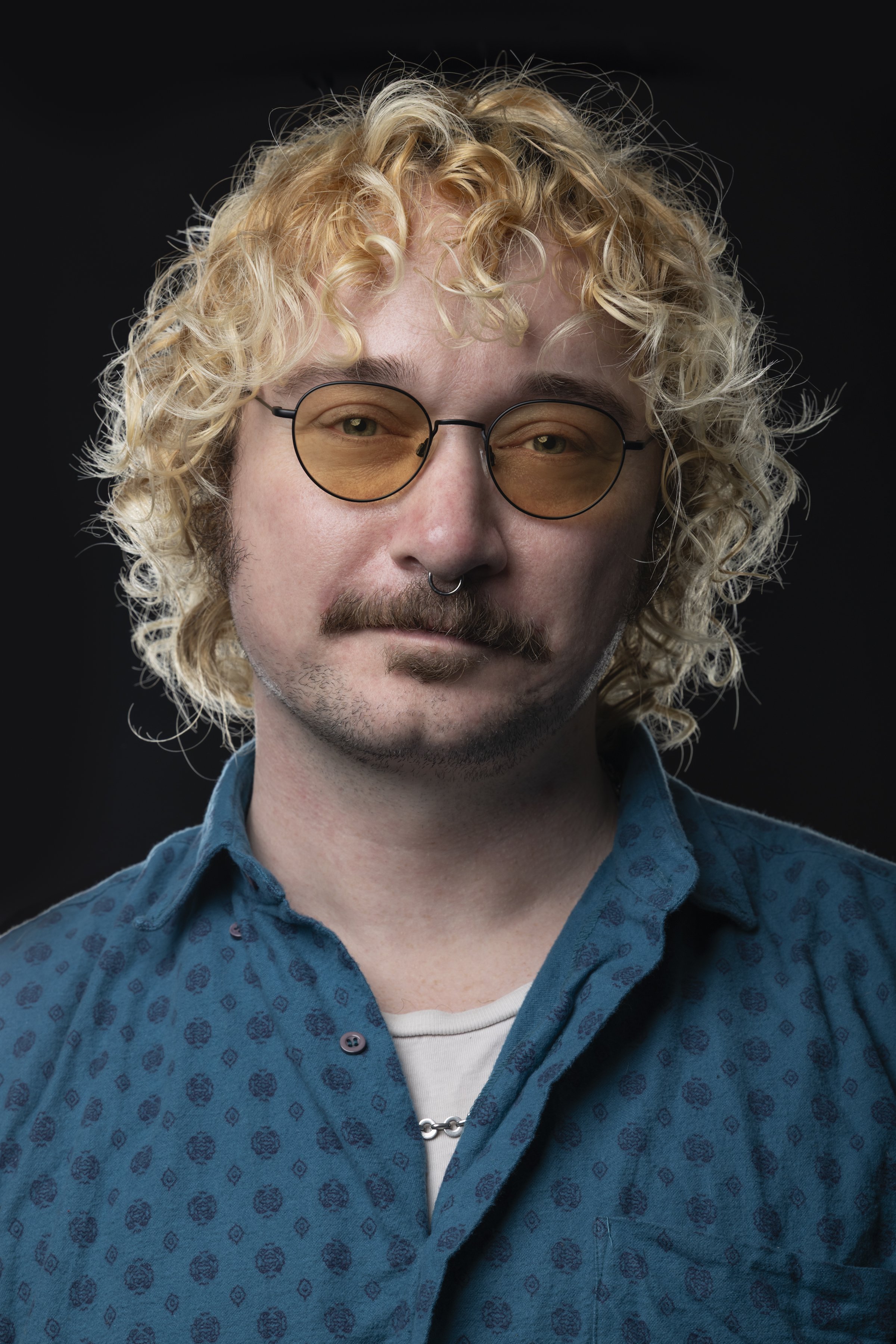 DREW SYNDER 
  
SOUND DESIGNER
  
Drew Snyder is an award-winning sound designer specializing in sound design and sound effects editing for animation, film and television.   His work includes animated series such as Unicorn Academy, Incredible Ant, a