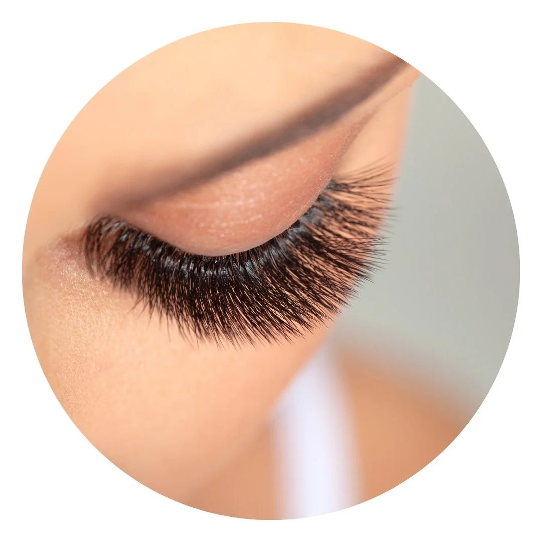 Lashes and brows offer for lash extensions, lash lift and brow lamination at Glam & Go Salon in JVC Dubai