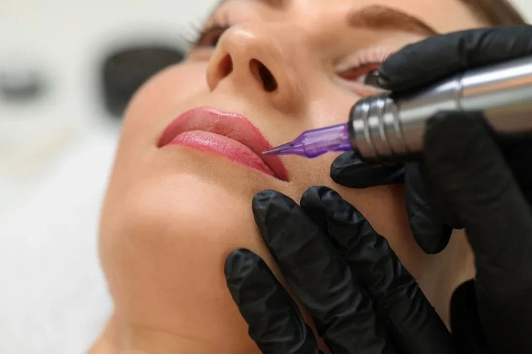 Semi Permanent Makeup Lip Blush