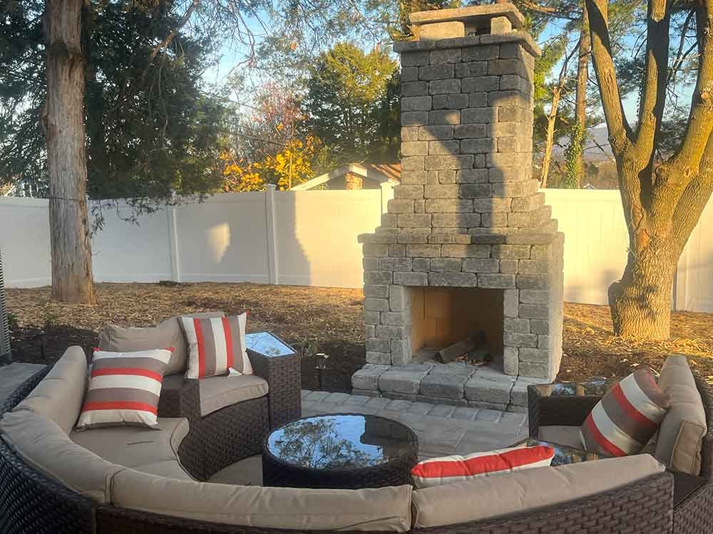 outdoor-fireplace-harrisonburg-virginia-sm.jpg