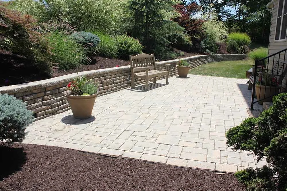 Broadway-retaining-wall-patio.jpg