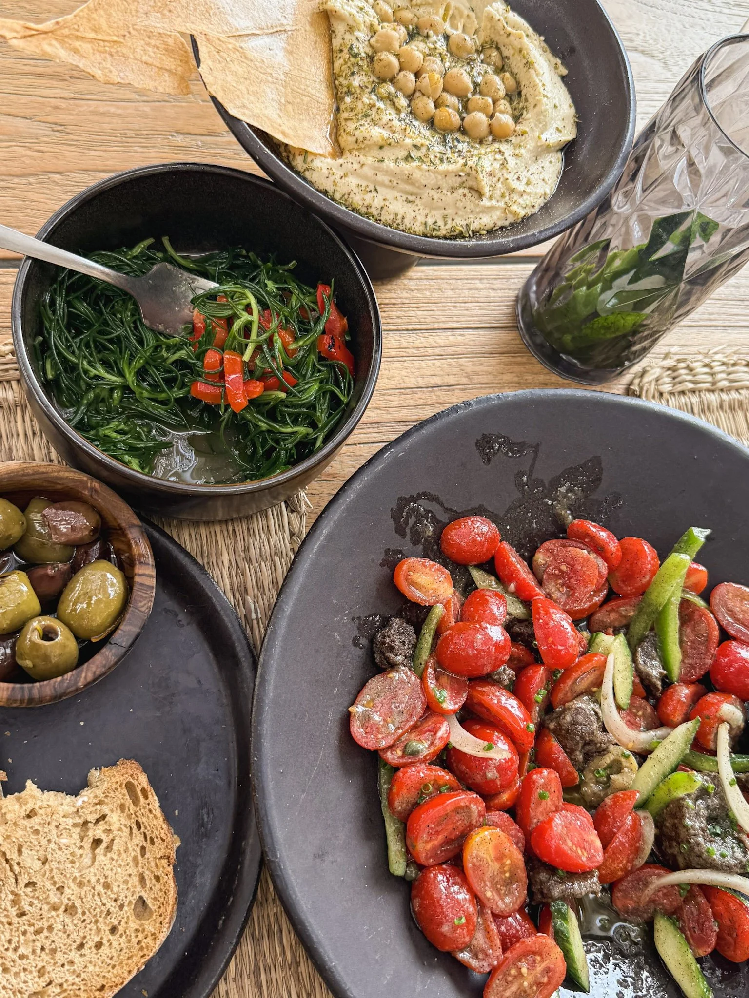 Surprised to find samphire sea greens at Crios, a chic beach club in Paros. The tomato barley rusk salad was also outstanding, thank you tomato season!