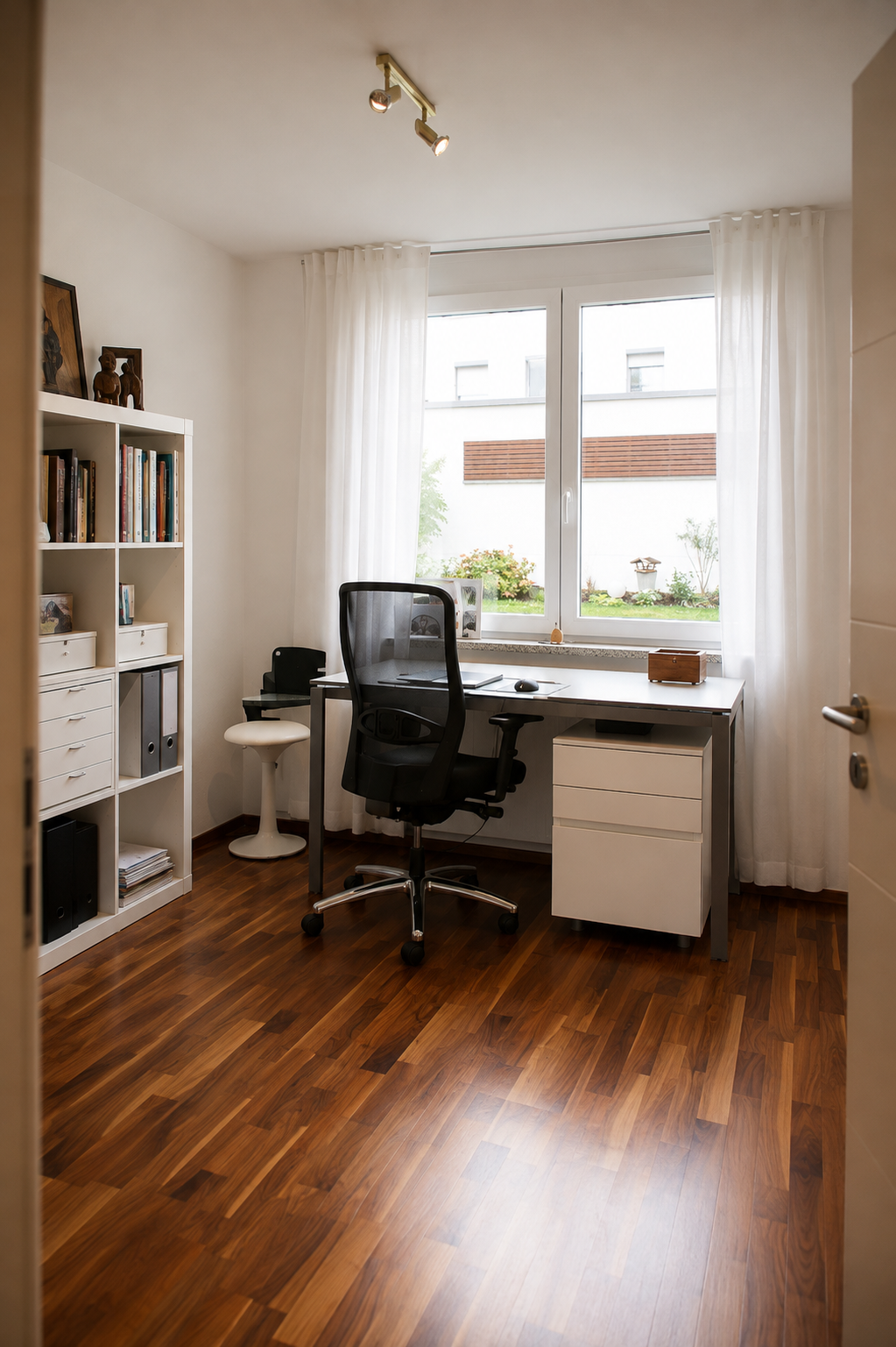 Arbeitszimmer.png
