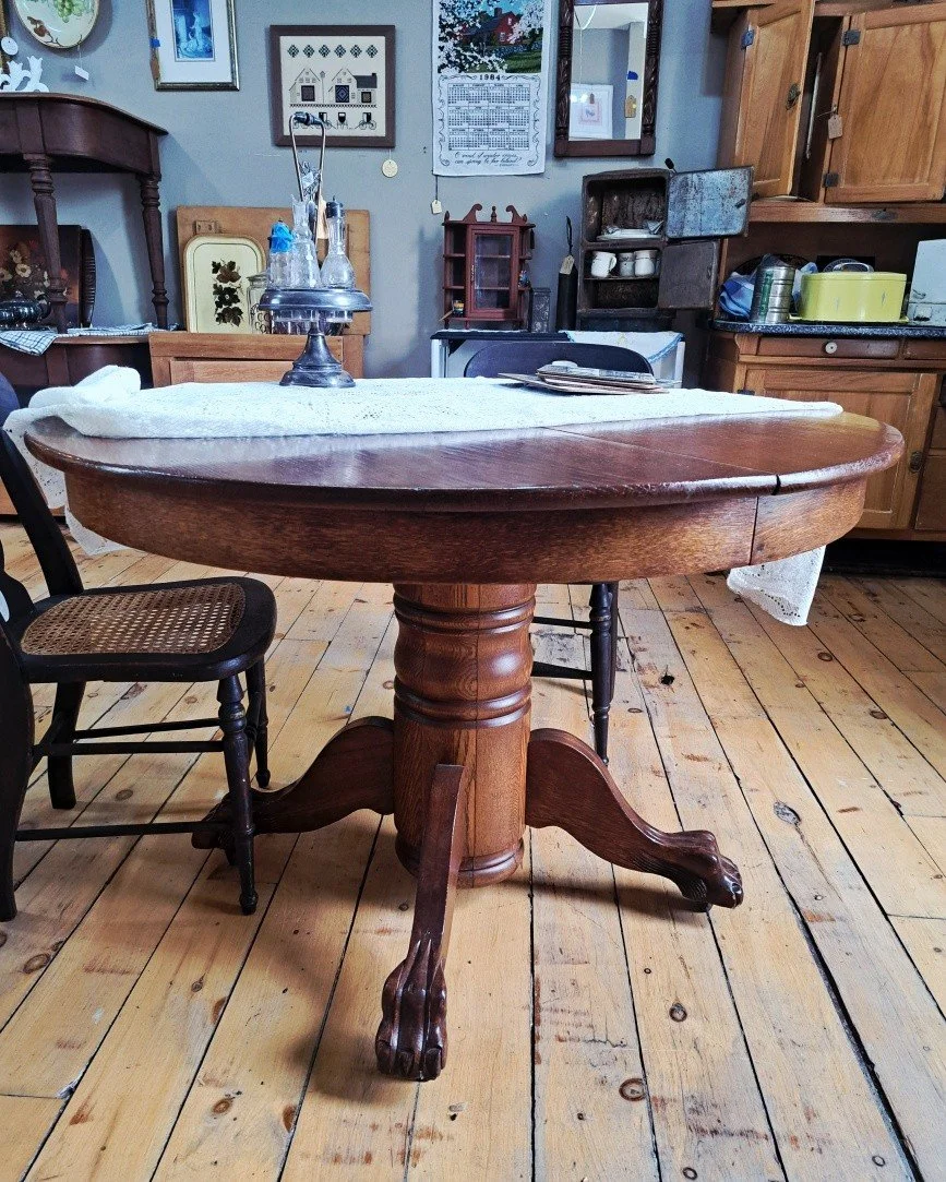 Simply Rescued, 634 Broadway, Davisburg open Thurs-Sun 11-5 

Pedestal tables - yes we have them! For dining and for accents.