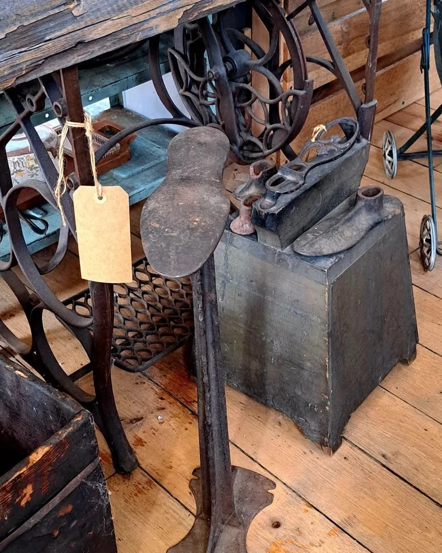 Simply Rescued, 634 Broadway, Davisburg open Thurs-Sun 11-5 

Looking for a new craft - we have the tools!