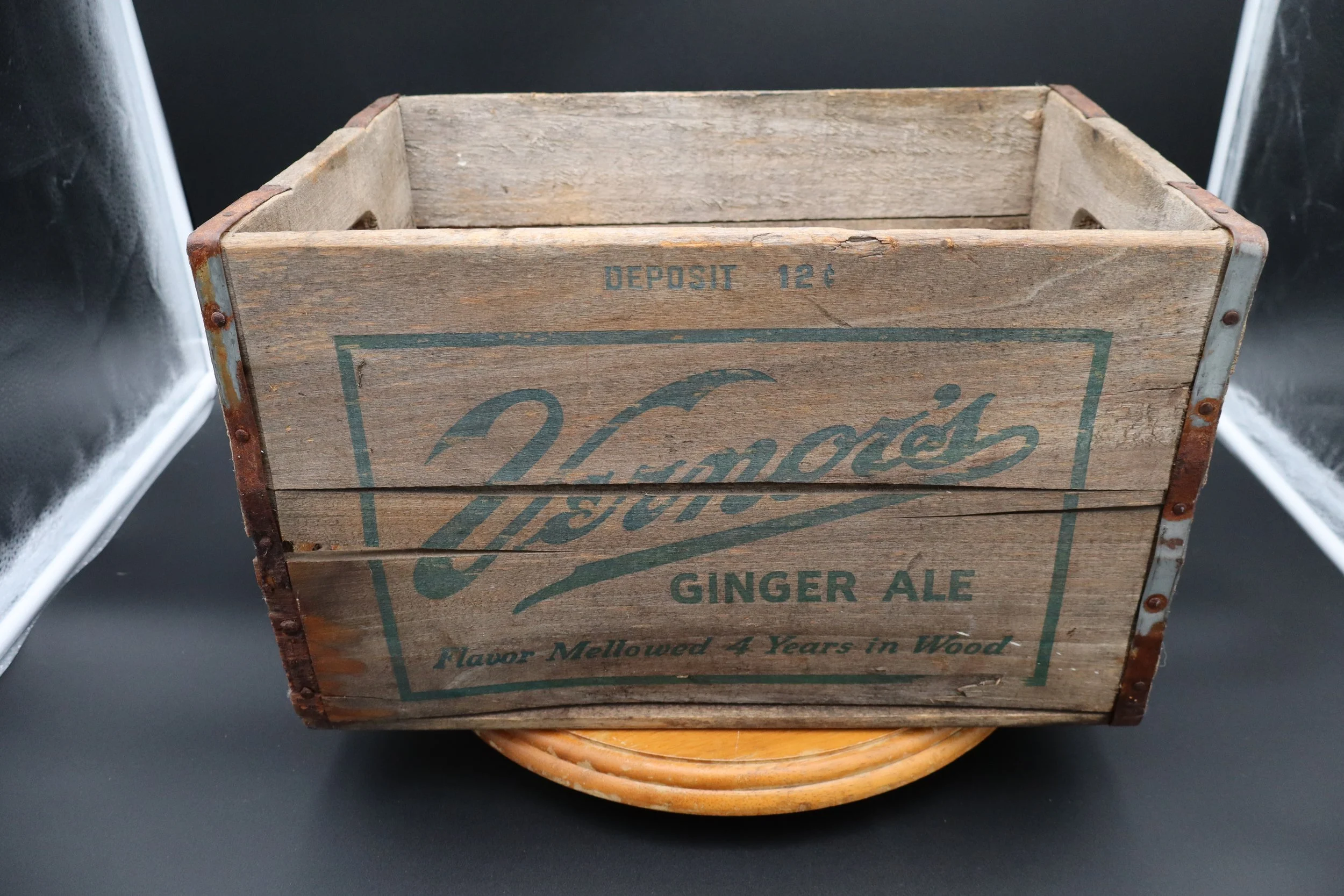 Vintage Vernor's Ginger Ale Crate