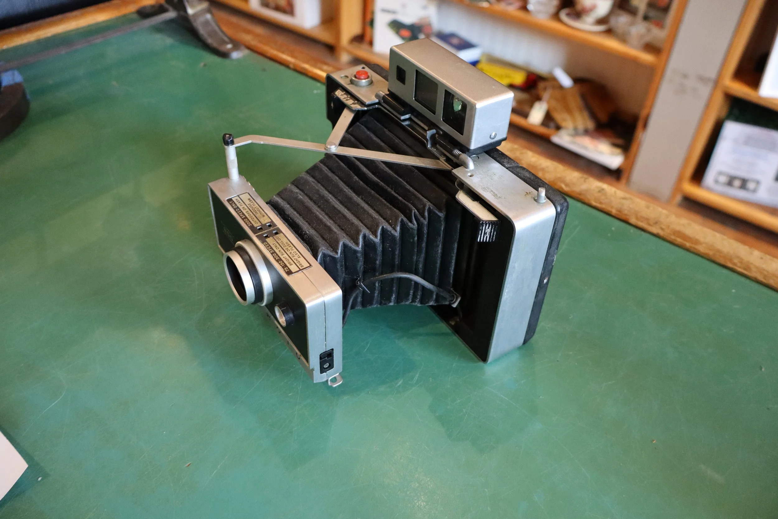 Vintage Polaroid 250 Instant Camera