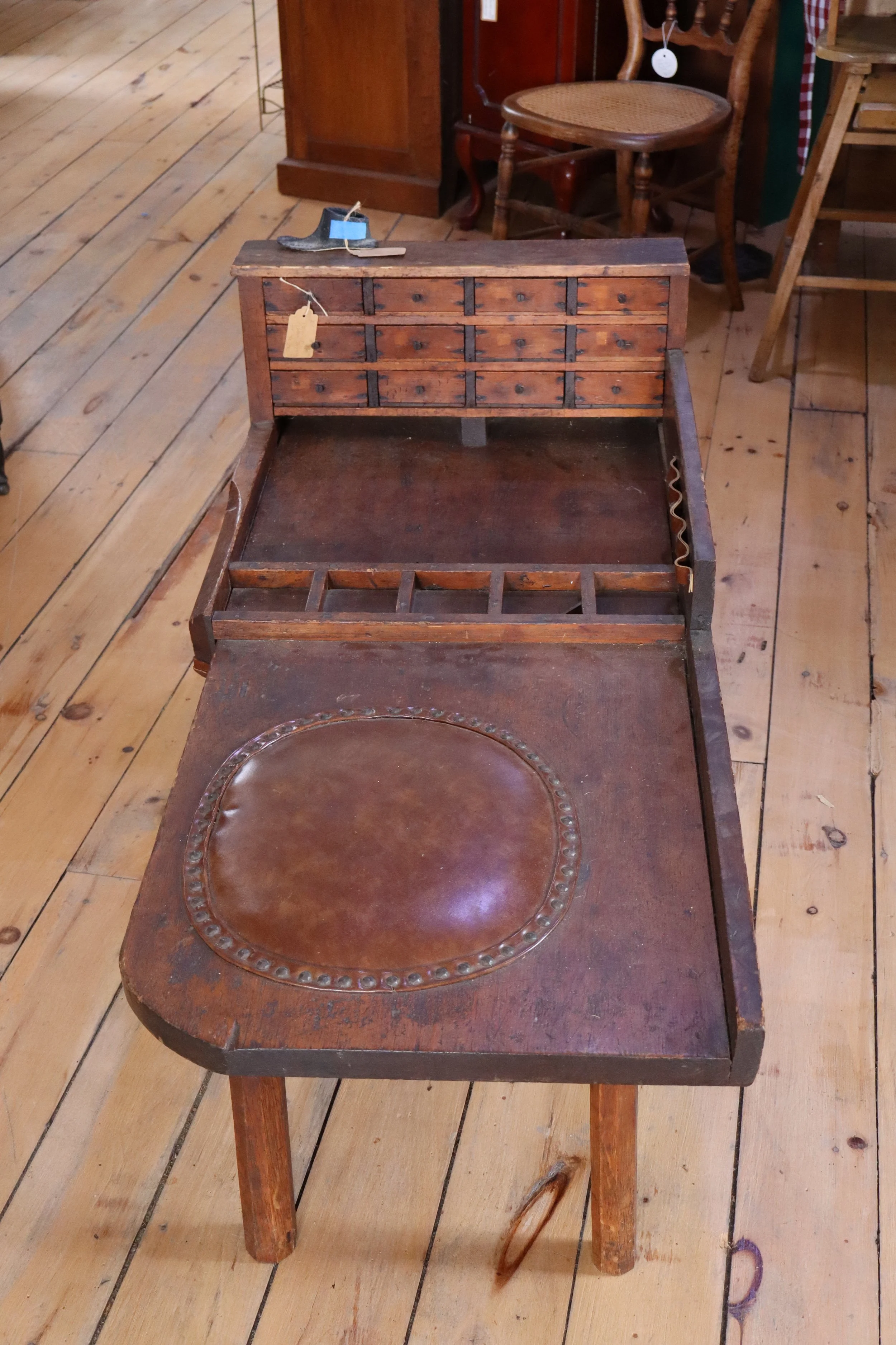 Antique Eastcoast Cobbler Bench
