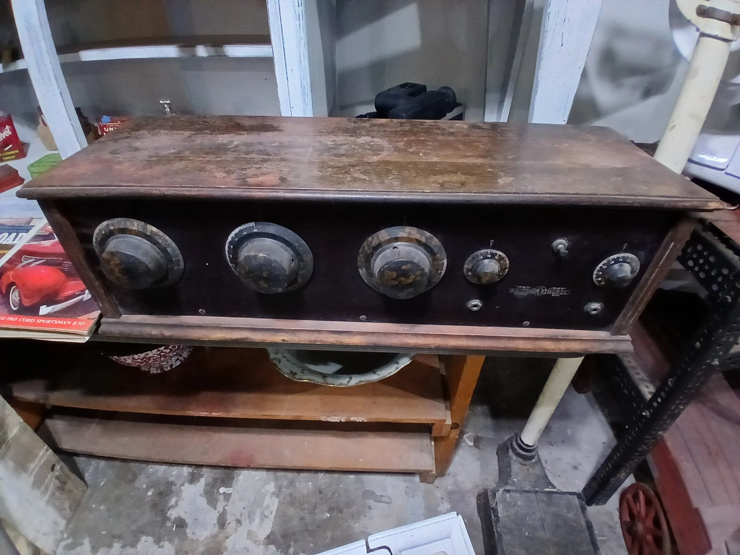 Antique Walton Morse radio