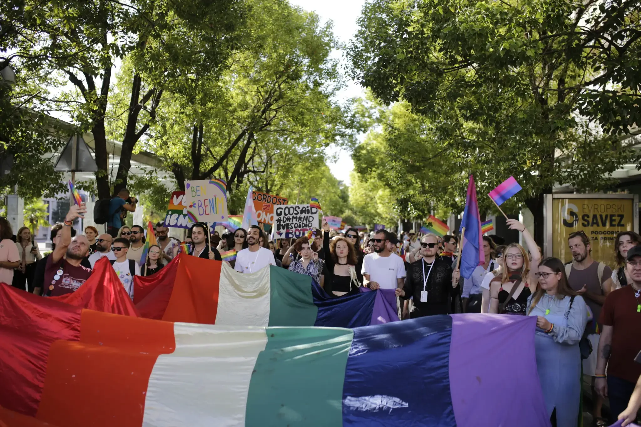 Pitam se, pitam – Đe su naša prava?