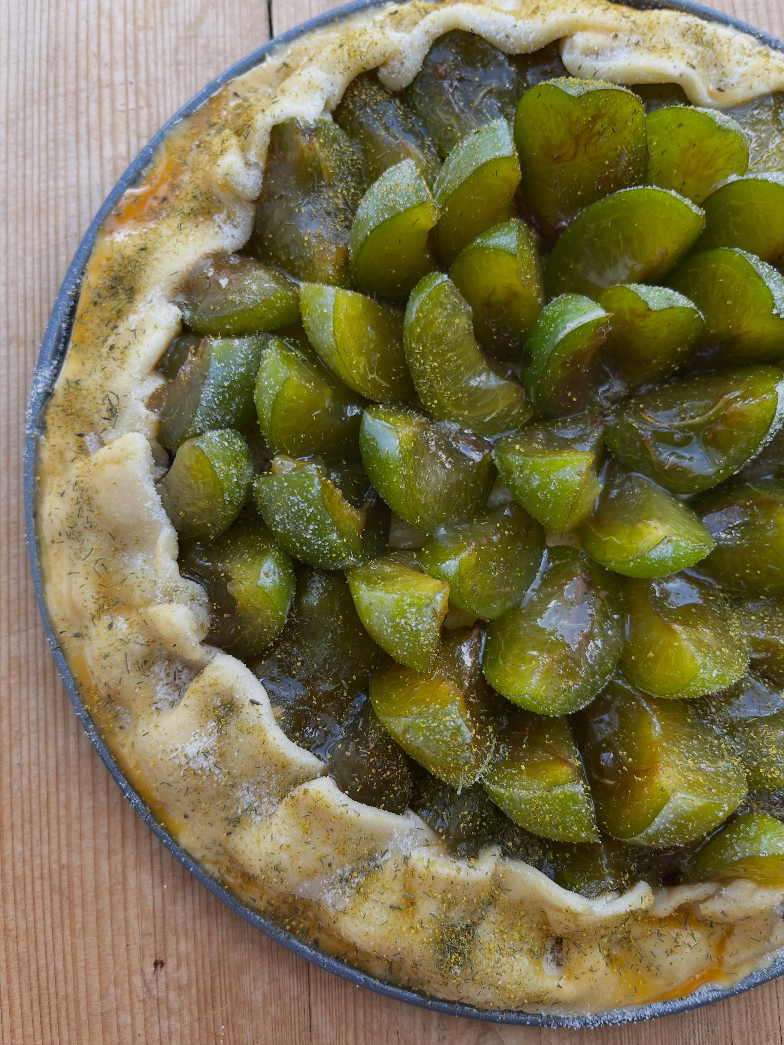 Greengage and fennel pollen galette for our girl gabs ☀️ @palebackwriter Big week/year for this babe and we are so here for it x
Scotland | Scottish picnics | eat the summer season | Food in the wild | support local growers
