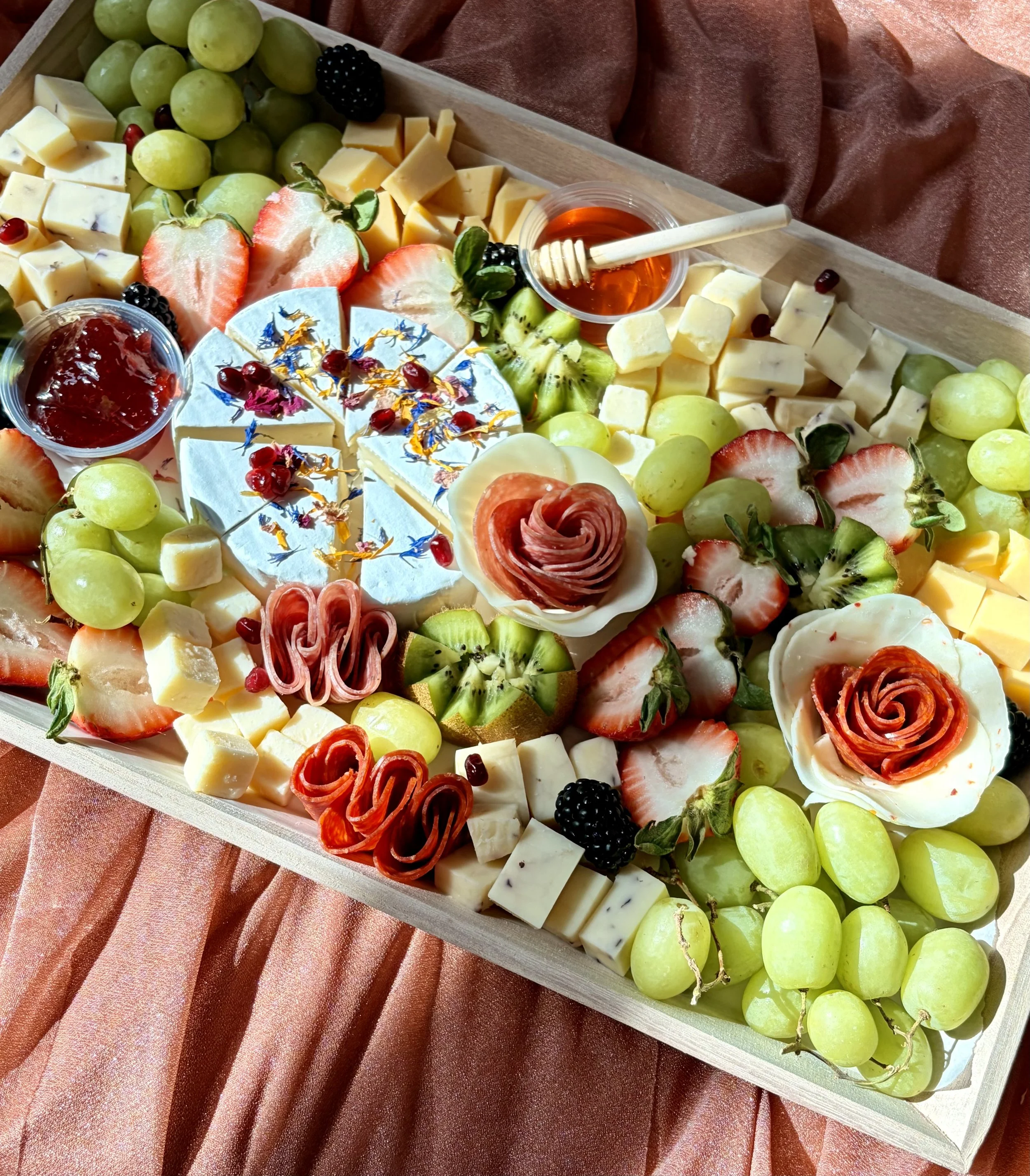 Small Charcuterie Board (10-15)