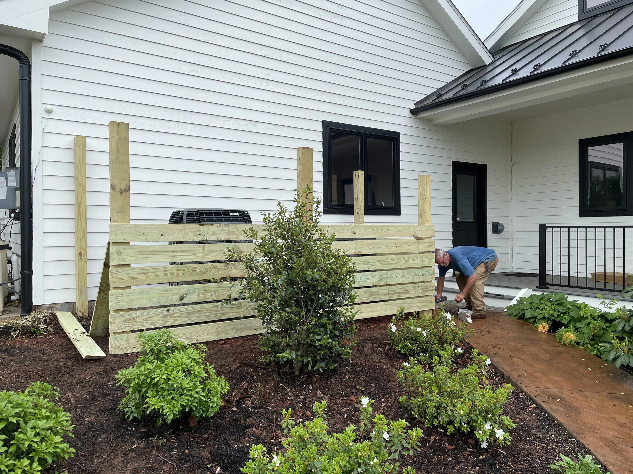 Custom Design and Build Landscape Fence Company Near Me Charlottesville Earlysville Virginia