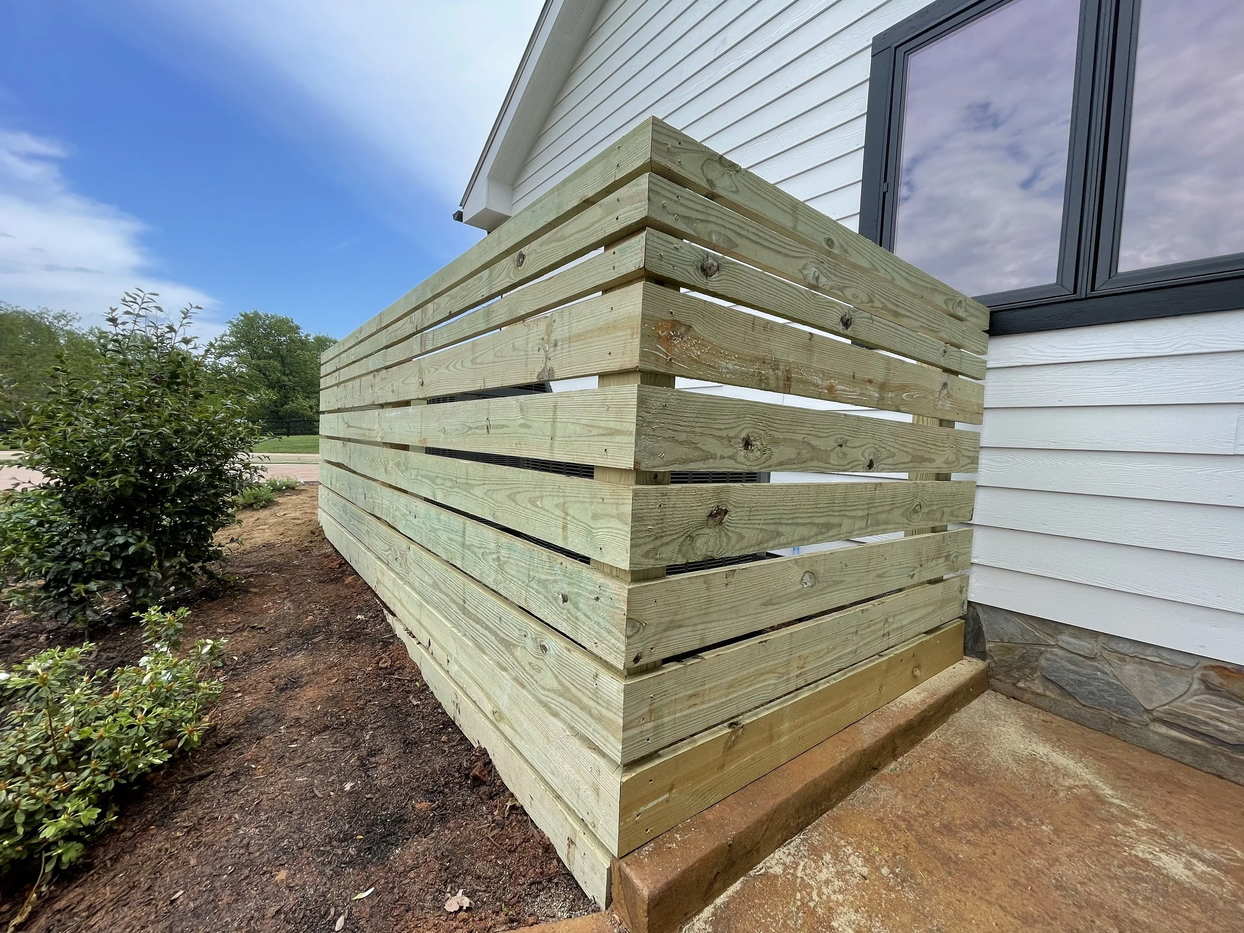 Best Custom Fence Company Charlottesville Albemarle Virginia