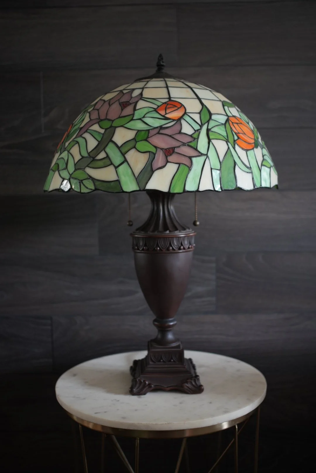 Stained Glass Tulip Table Lamp