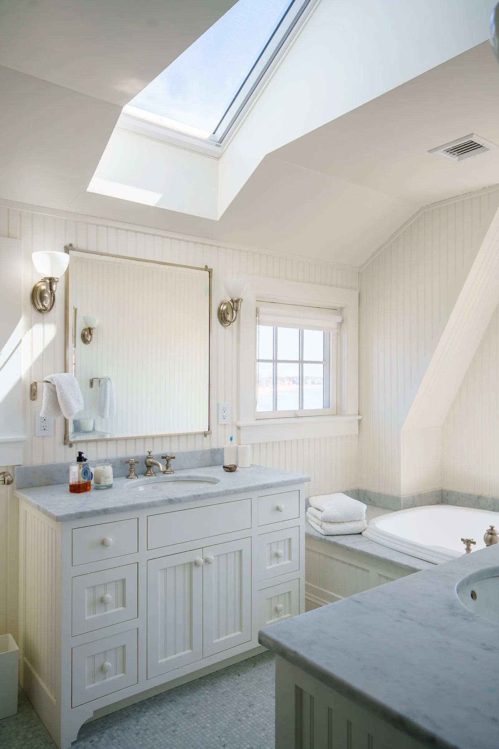 R D Wood Group - Groton Long Point Shingle House - Riegel_210407_0292.jpg