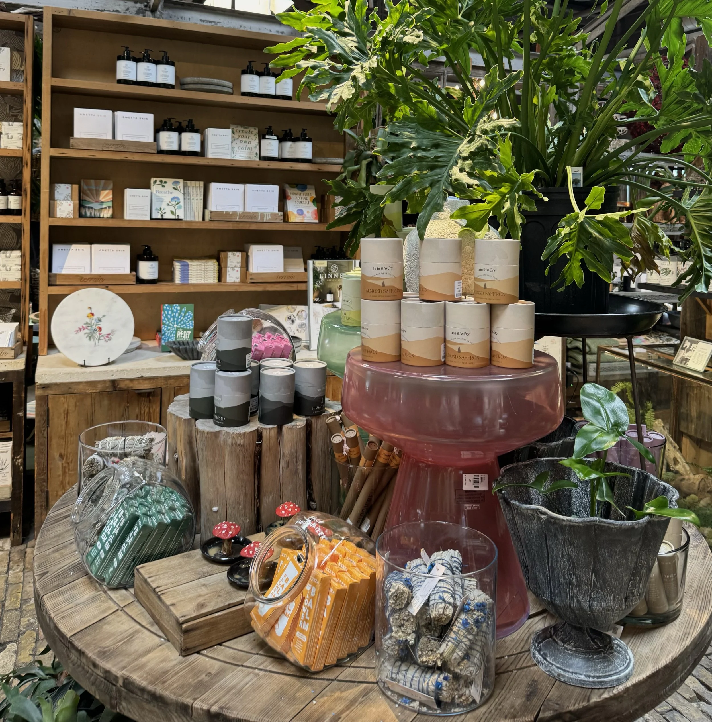 How Packaging Design Influences Consumer Trust