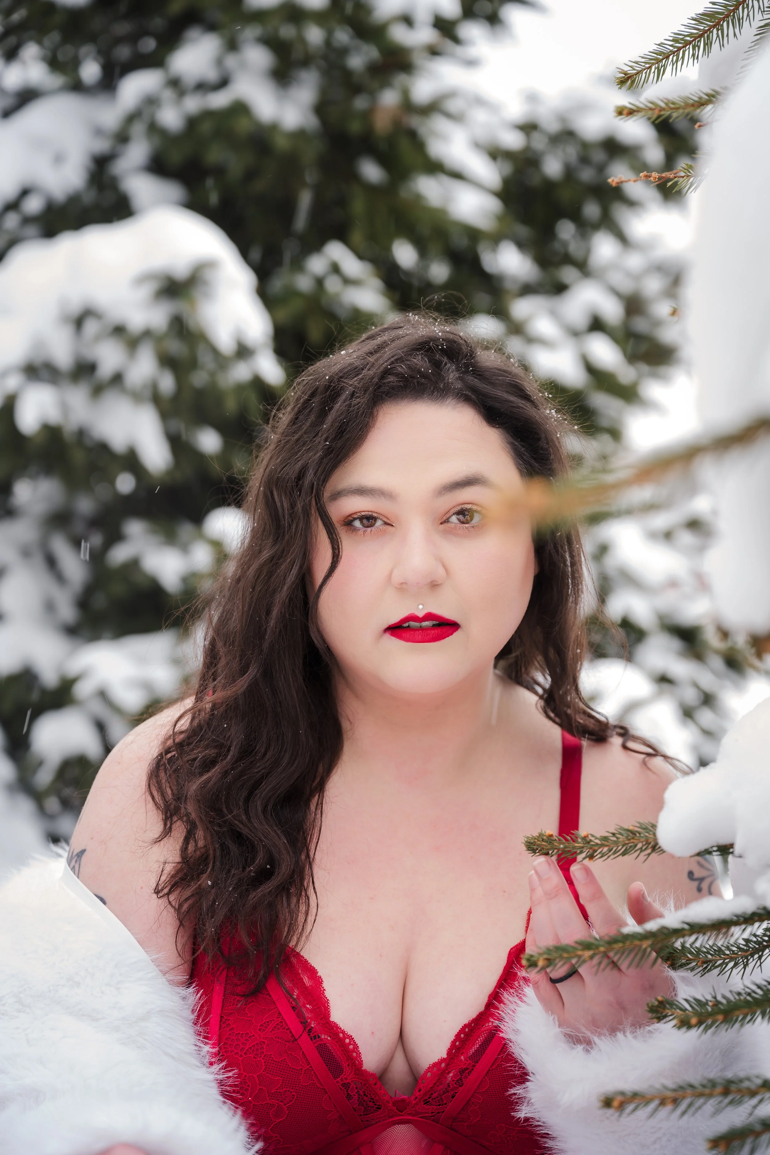 Amanda Snowy Boudoir-2.jpg