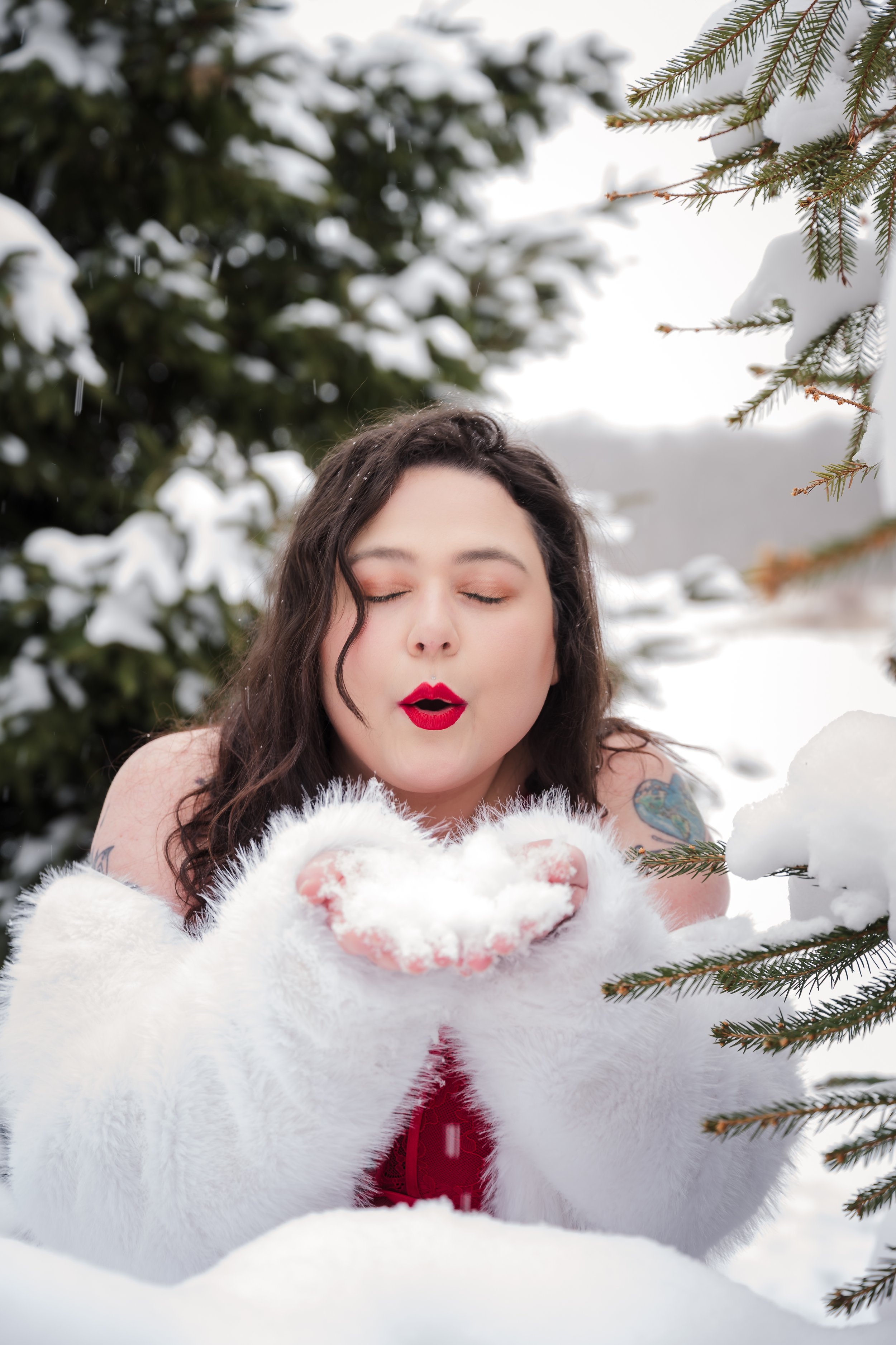 Amanda Snowy Boudoir-3.jpg