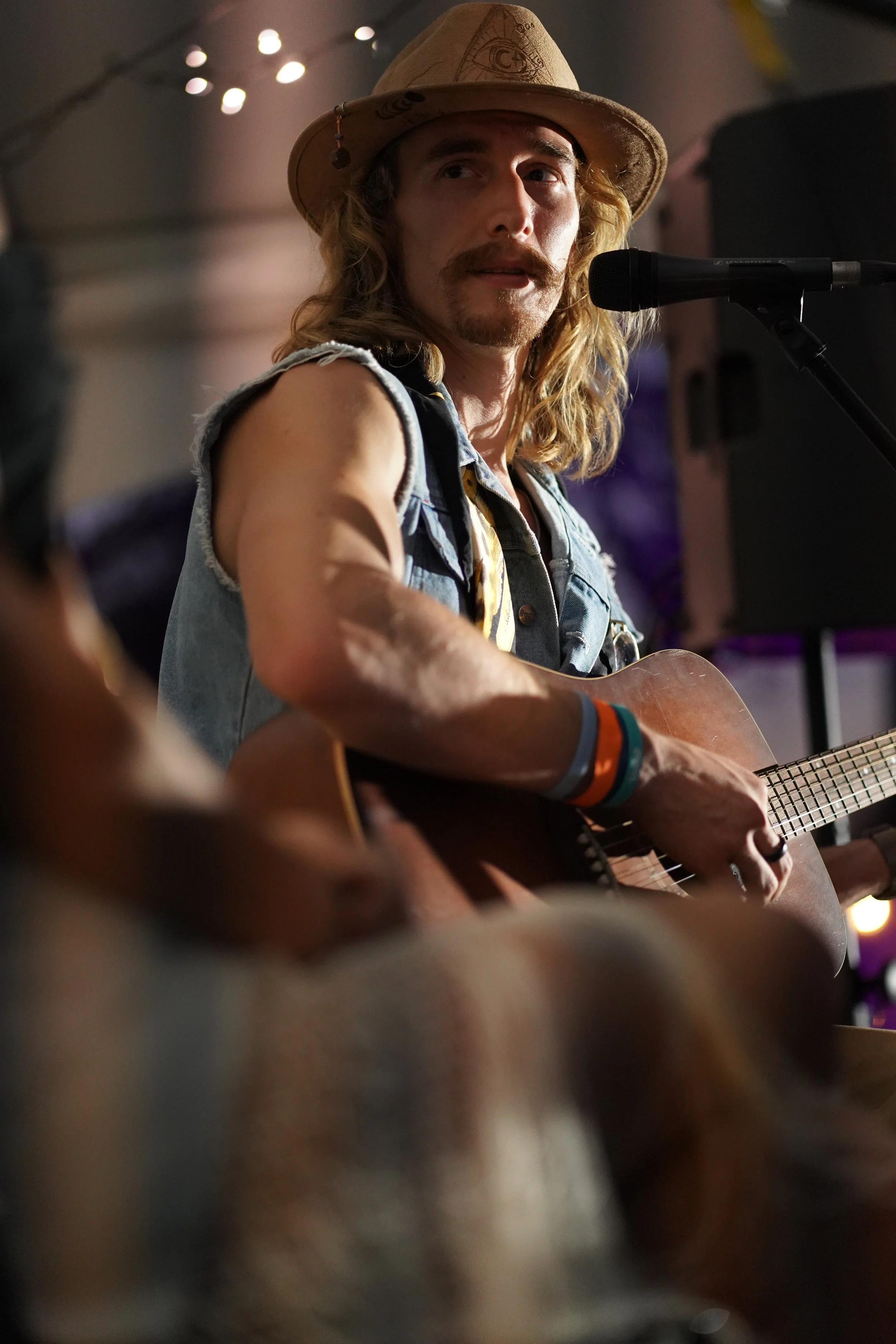 2025-03-12_Naomi Rey_Preston Quine_BTS_Regenworld_Full Set_DSC01635.JPG