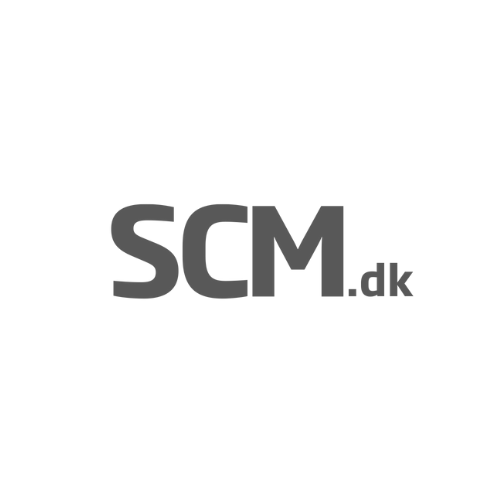 Gray logo with the text 'SCM.dk' on a white background.