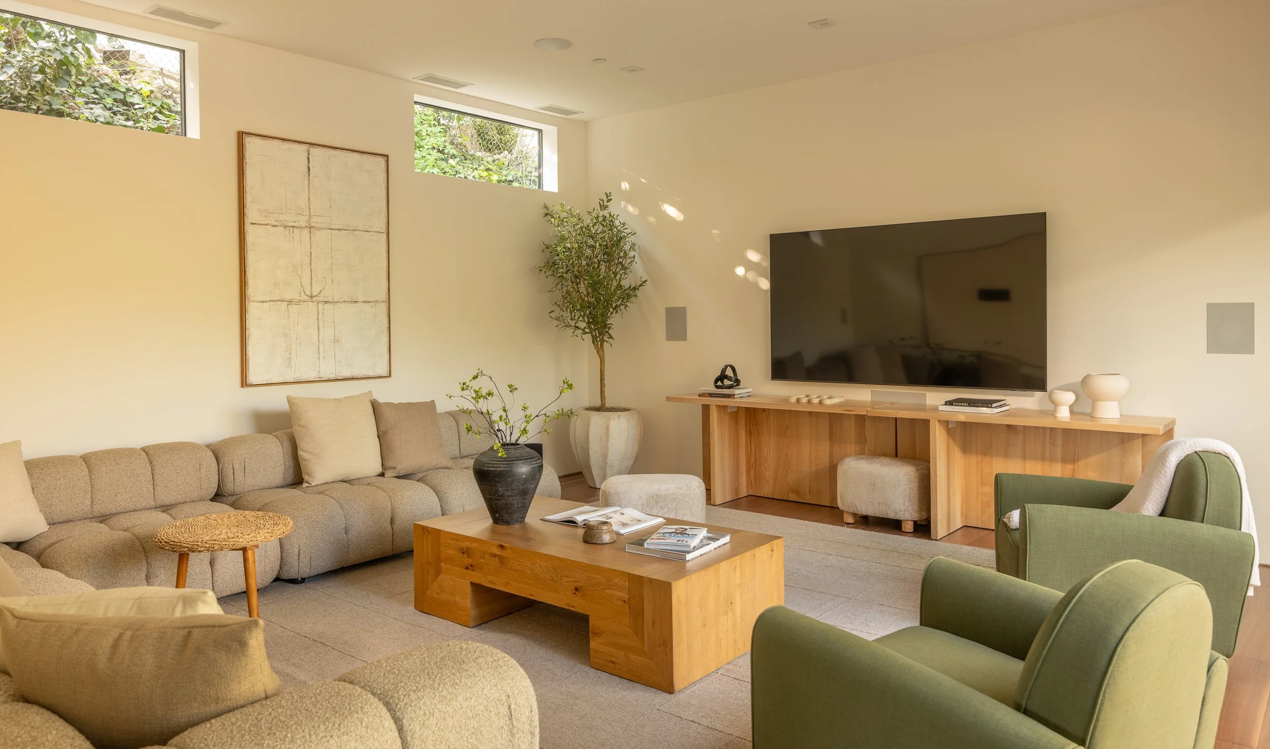 12752 Mulholland Dr-57-MLS.jpg