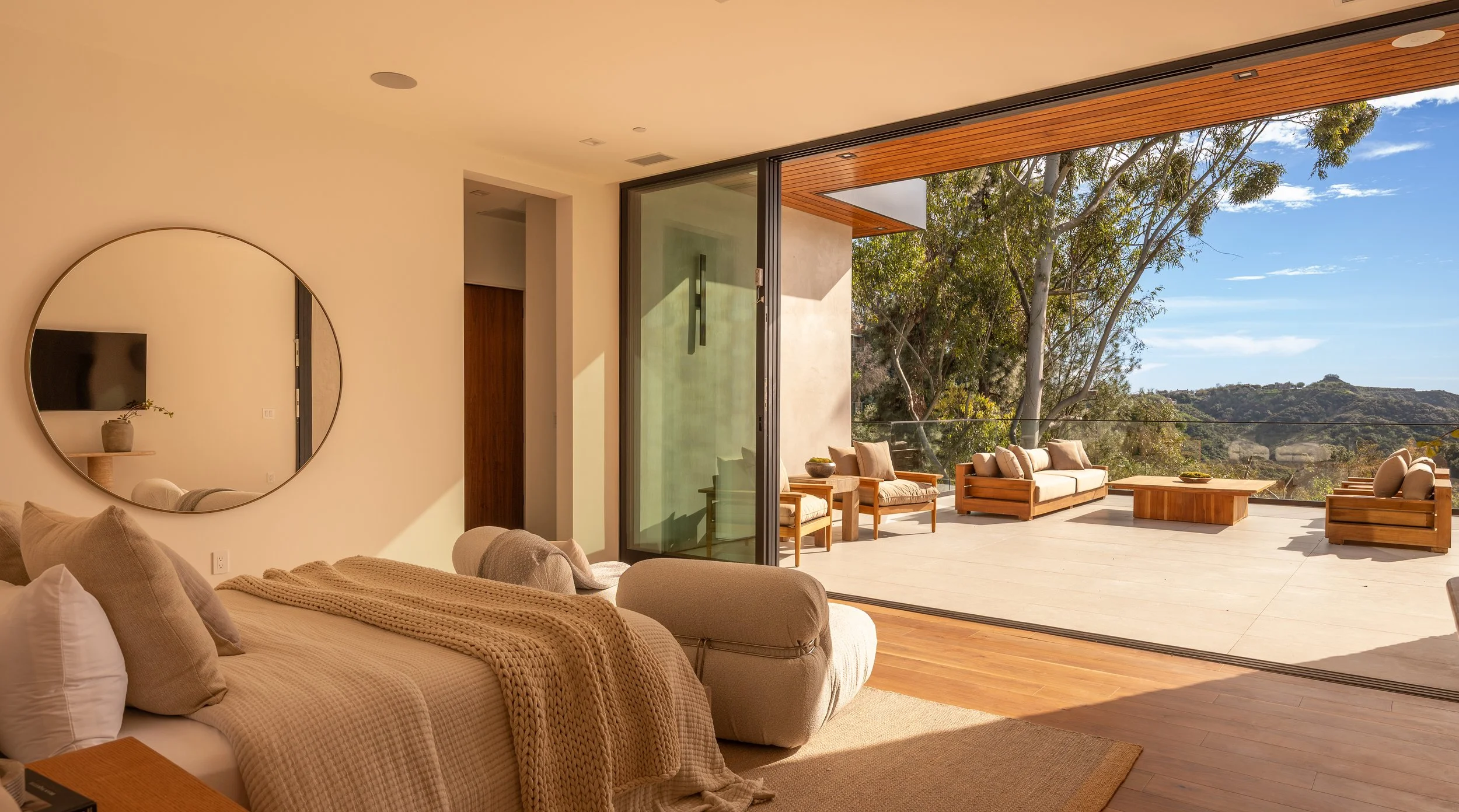 12752 Mulholland Dr-45-MLS.jpg