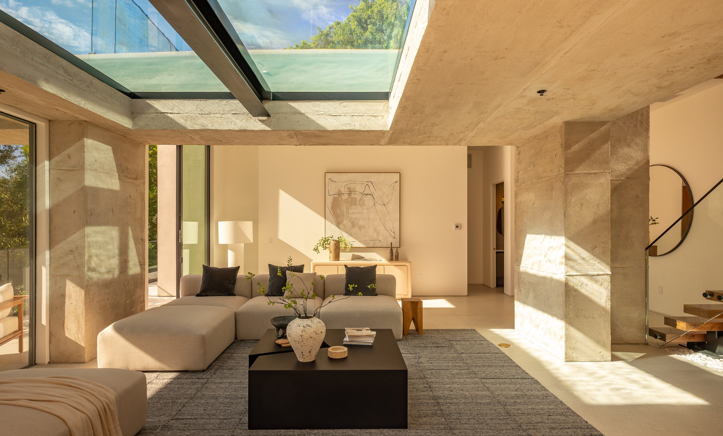 12752 Mulholland Dr-38-MLS.jpg