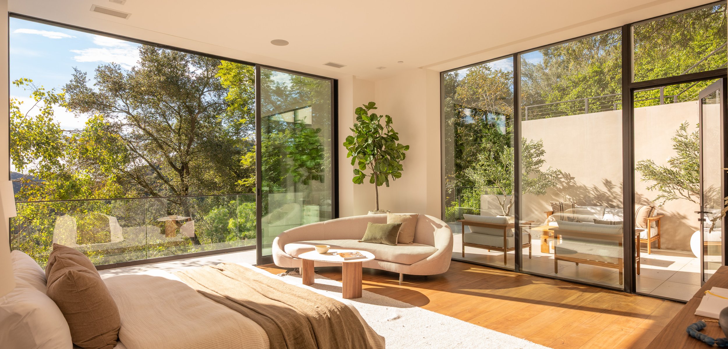 12752 Mulholland Dr-25-MLS.jpg