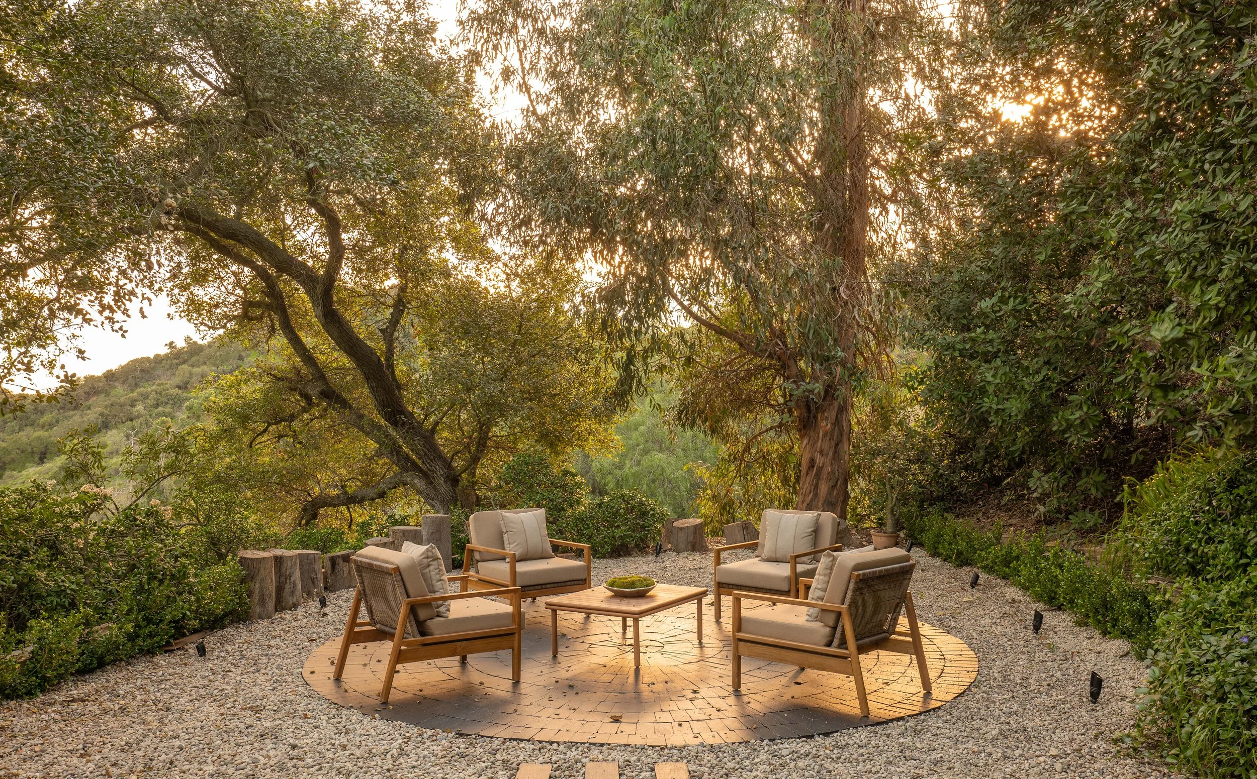 12752 Mulholland Dr-64-MLS.jpg