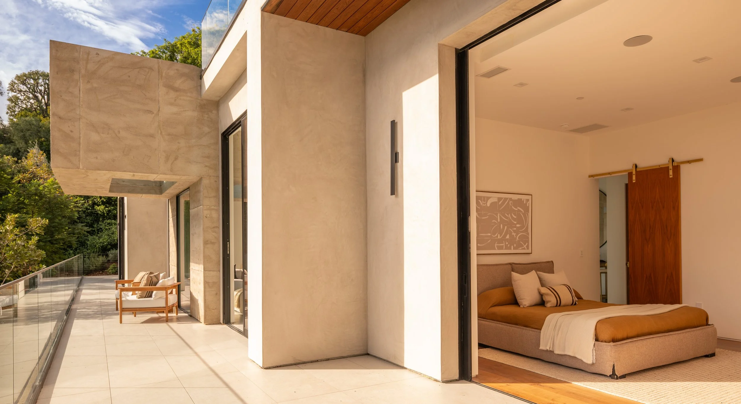 12752 Mulholland Dr-43-MLS.jpg