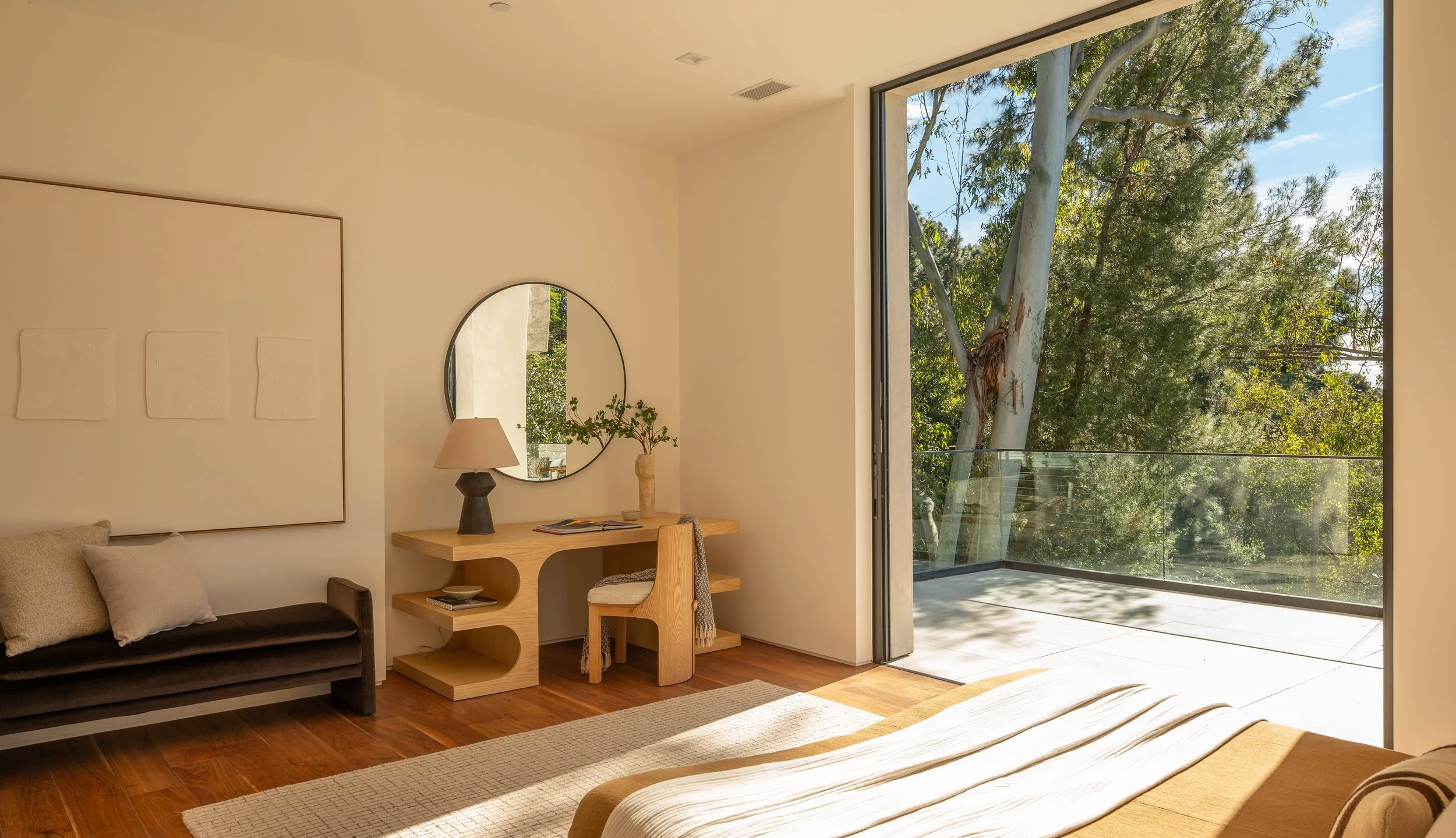 12752 Mulholland Dr-40-MLS.jpg