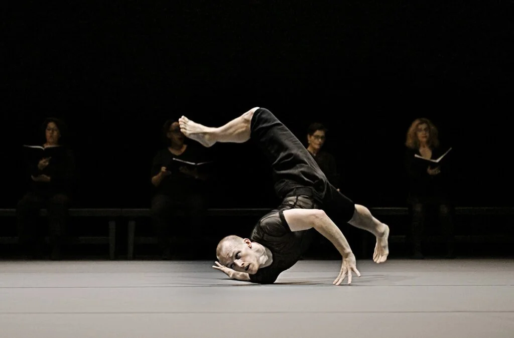 I'm Afraid to Forget Your Smile by Imre & Marne Van Opstal
© Andreas Etter 