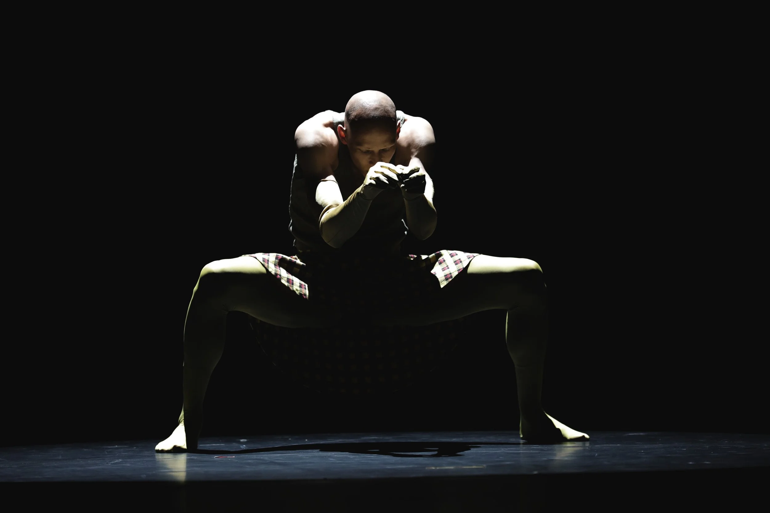 The Circle at Staatstheater Wiesbaden. (2020)
© De-Da Productions