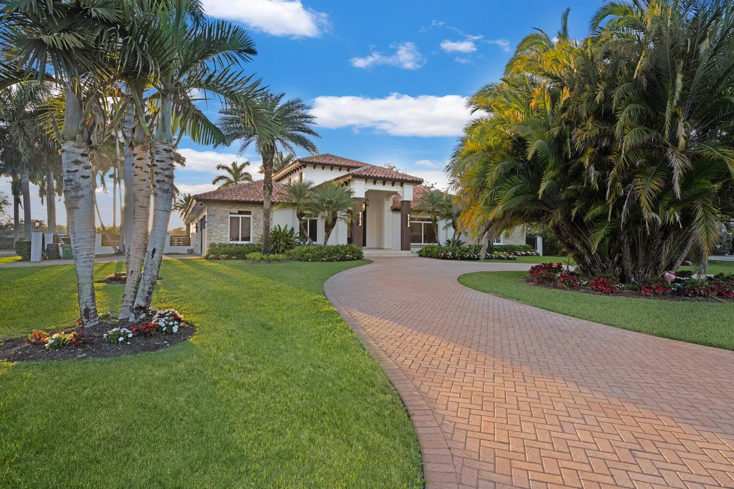 28224 SW 168th Ct Homestead FL-large-001-024-Exterior  Front-1500x1000-72dpi.jpg