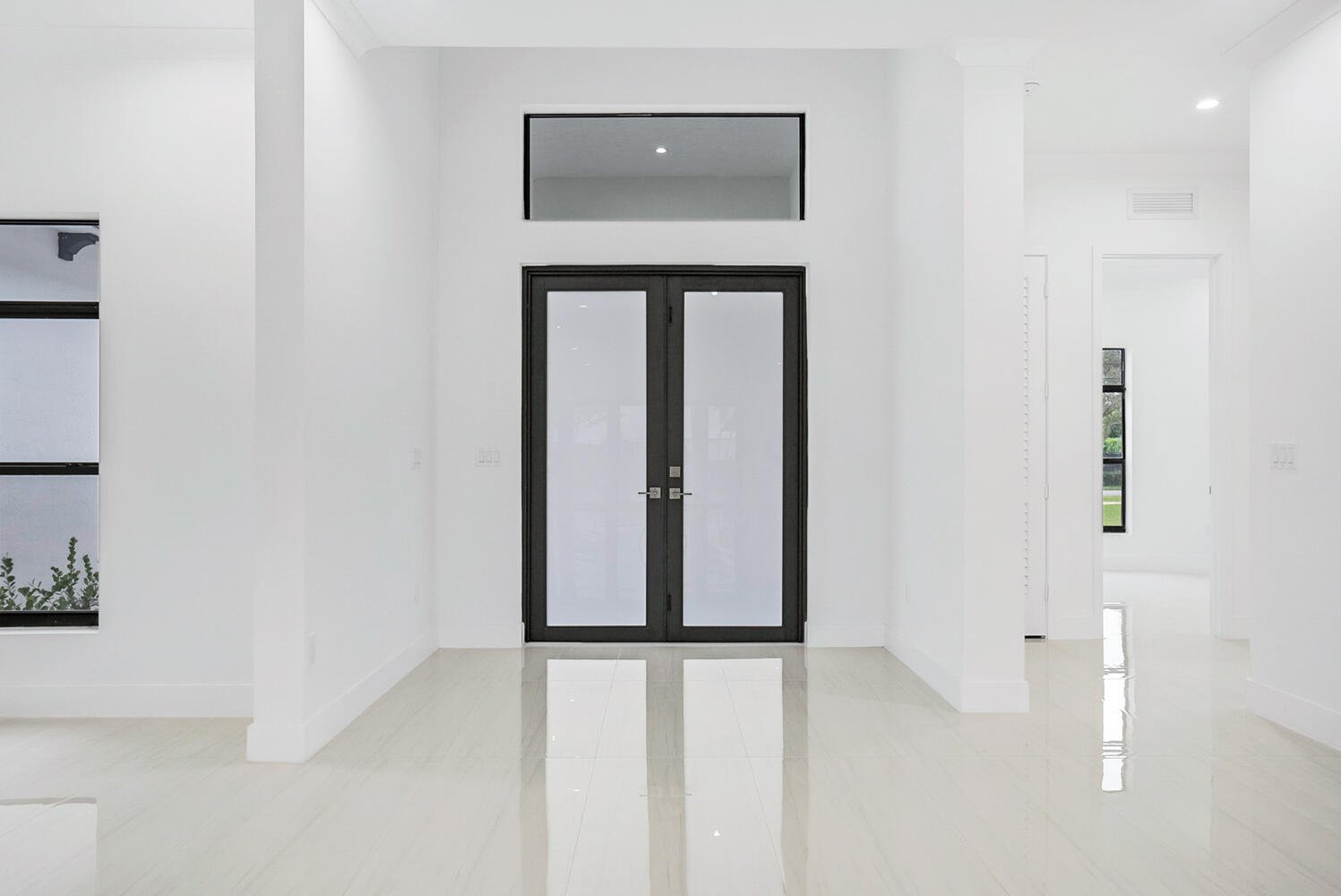 SW 224th St Homestead FL 33170-large-138-135-Foyer-1498x1000-72dpi.jpg