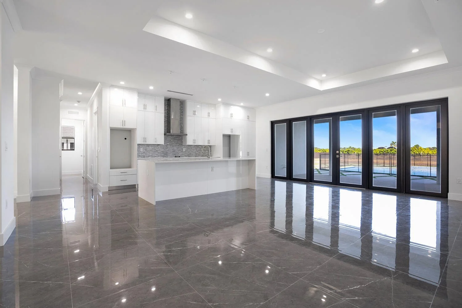 SW 224th St Homestead FL 33170-large-008-012-Living Room-1497x1000-72dpi.jpg