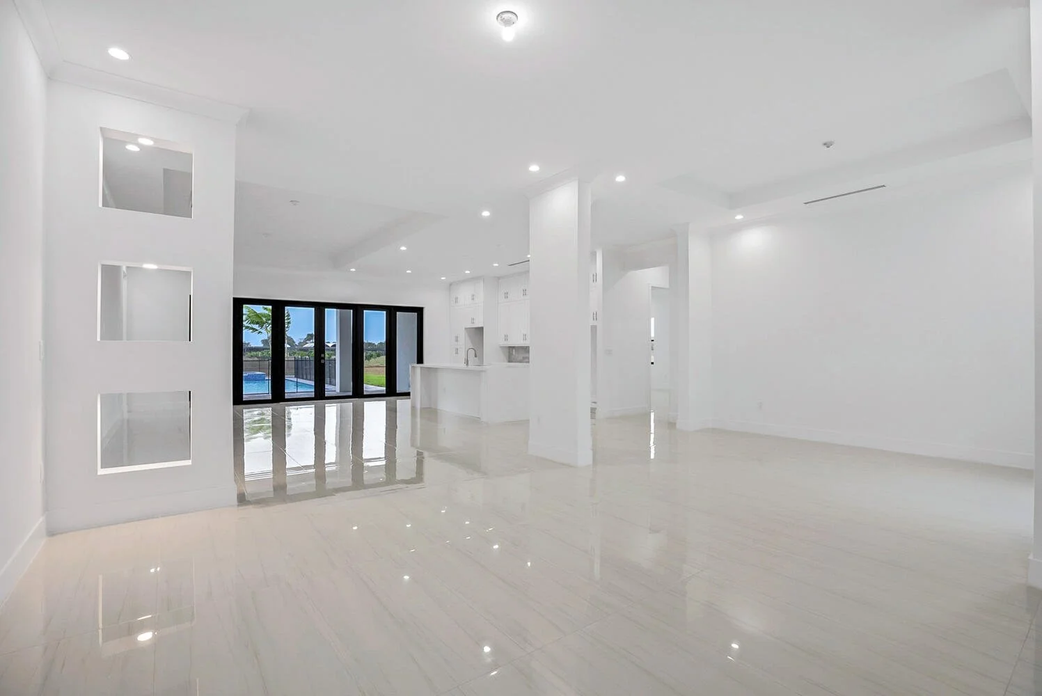 SW 224th St Homestead FL 33170-large-137-138-Living Room-1498x1000-72dpi.jpg