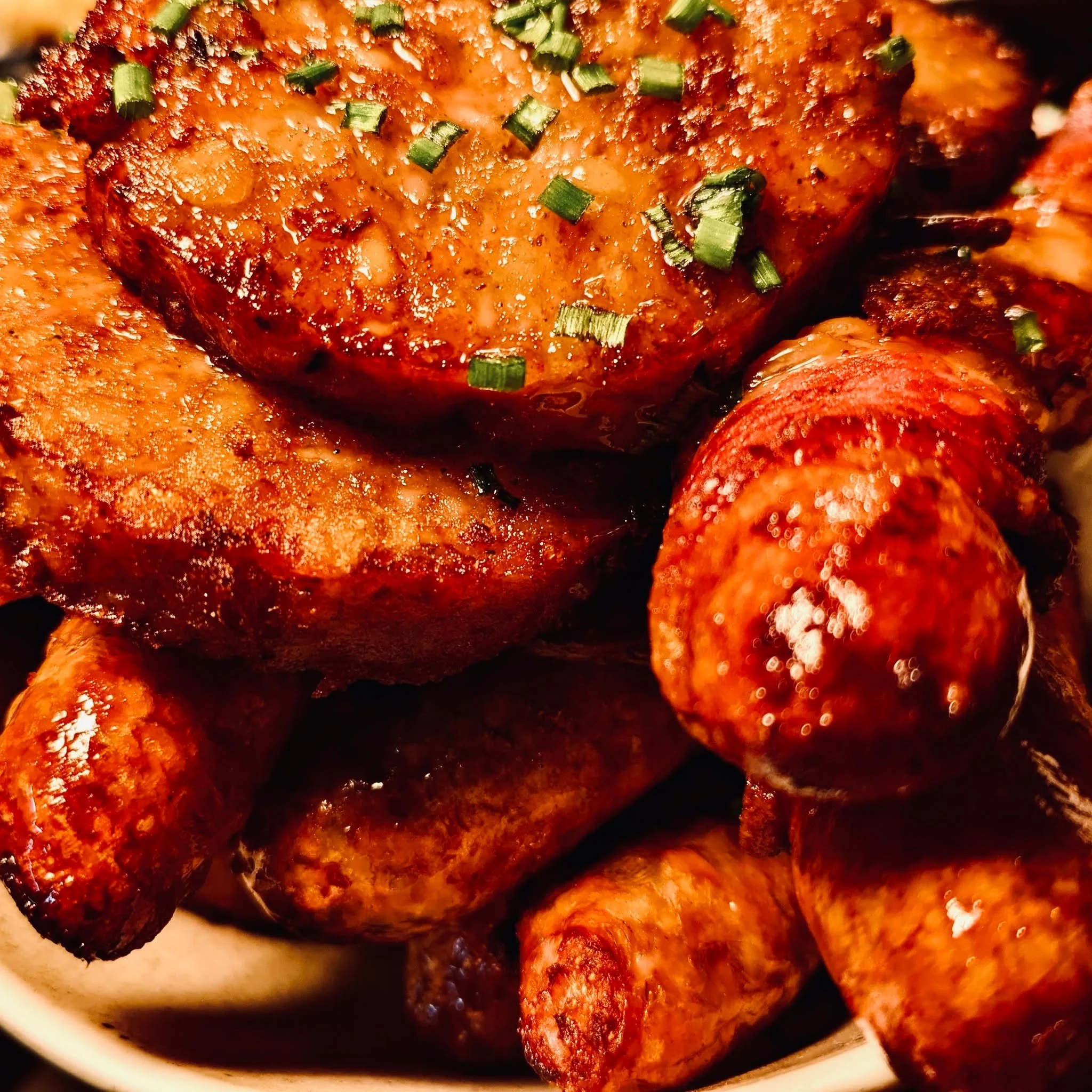 Pigs in Blankets you say? Stuffing, you continue?

I mean.... Yes.

But I did eat quite a lot of that over the holidays so i'll only have 9.

Small Plate Sunday Roasts this Sunday as if nothing ever happened. The absolute front of it.