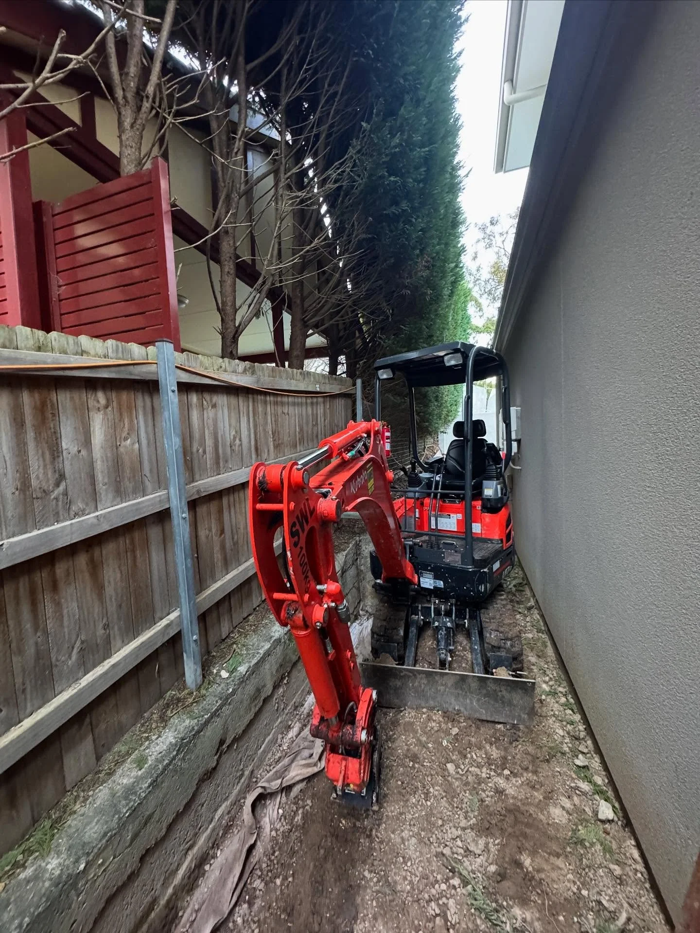 Tight access earthmoving - contact PGN on 0447394703 for any enquiries. ✅💪