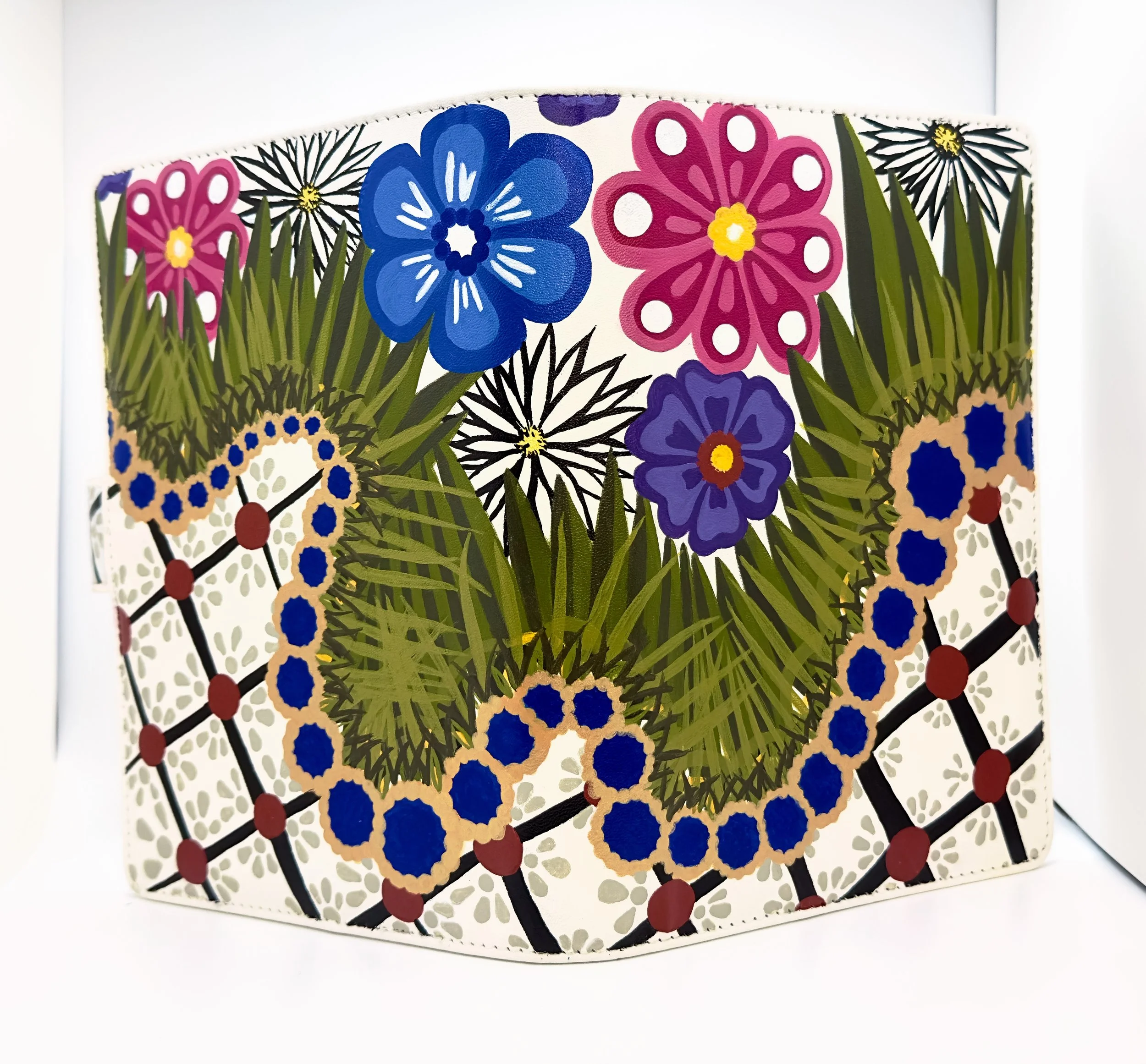 hand painted binders talv-3.jpg