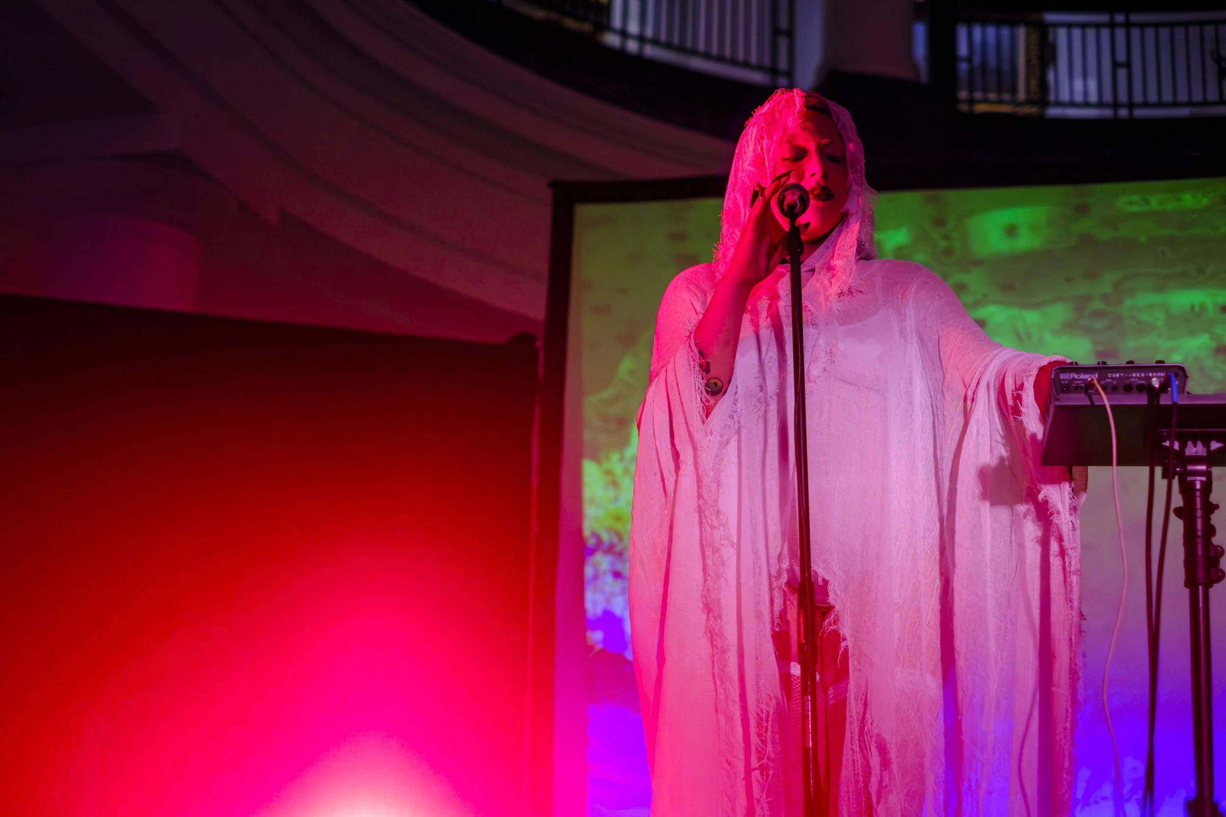  Charlotte Smith is a professional photographer in Ann Arbor, Michigan, offering event photography, portrait photography, and long-form storytelling for brands, organizations, and individuals. Her imagery is colorful and film-inspired, with a nostalg