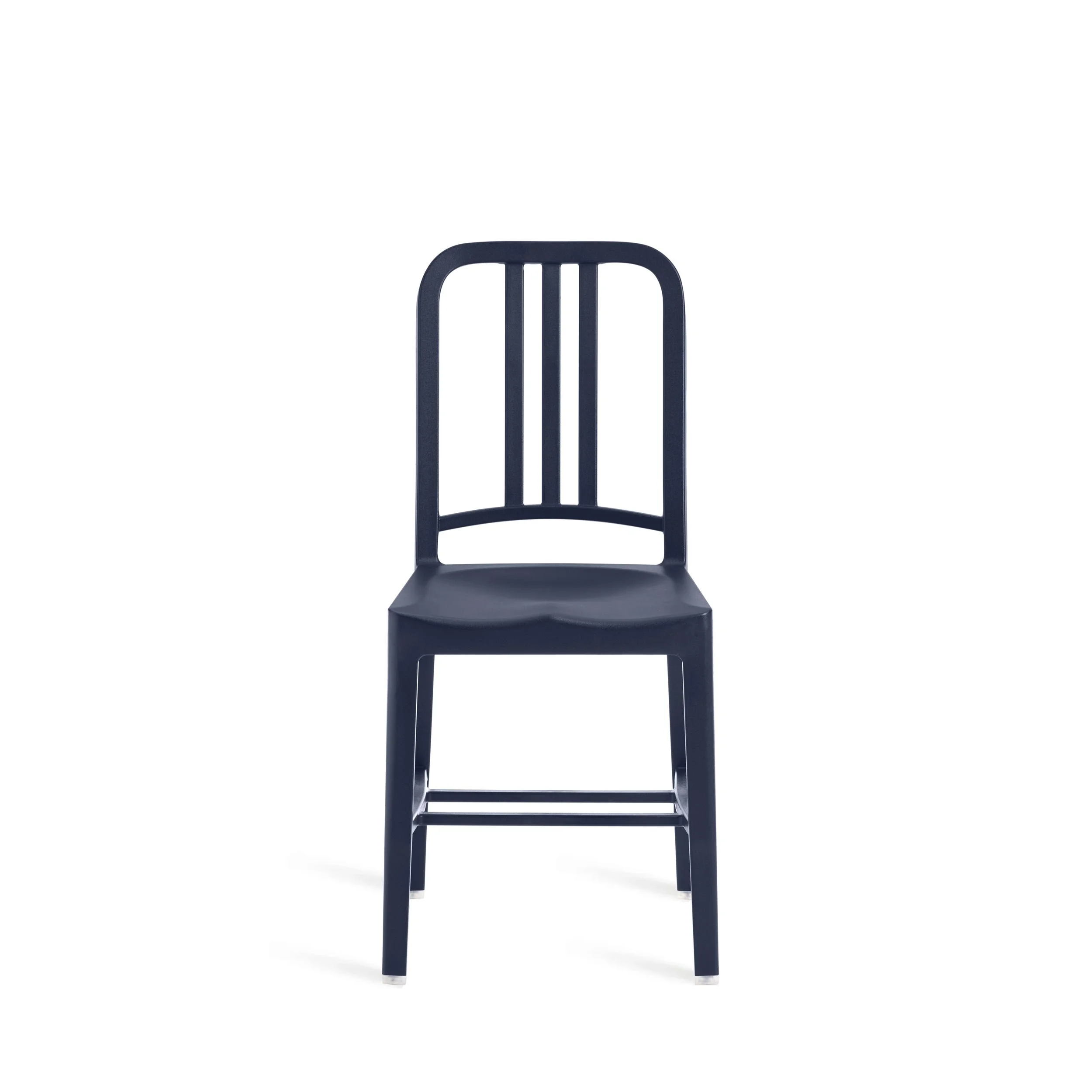 Emeco_111DARKBLUE_front_2500x2500_b03cedbf-133e-405e-8946-2613eea2dd4e.jpg