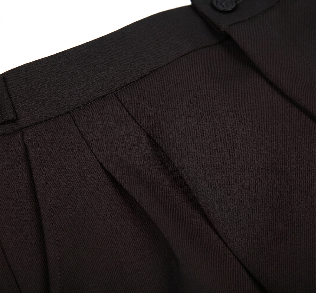 Firefly_make the trousers black 190534.png