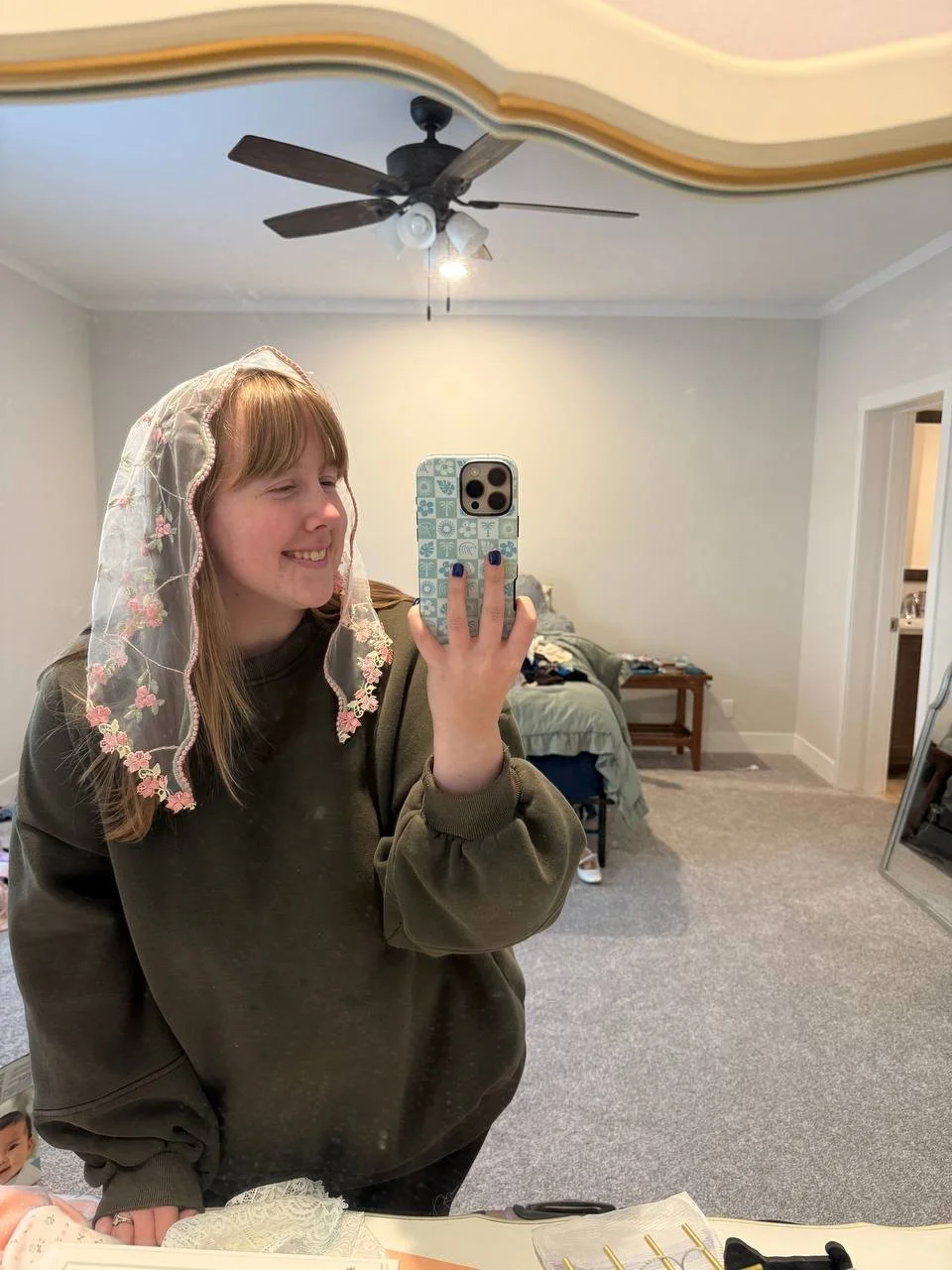 Triangle Chapel Veil (spring)